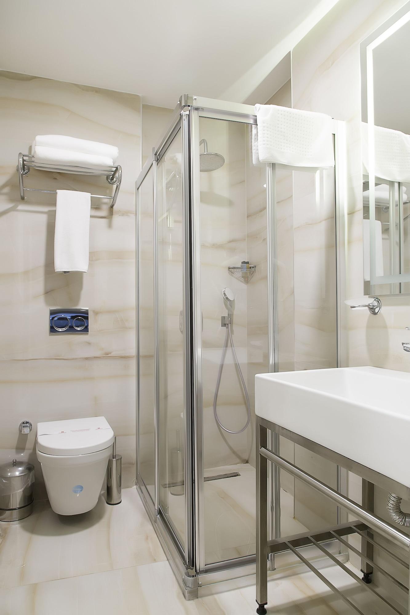 Hotel Vatan Asur 3*