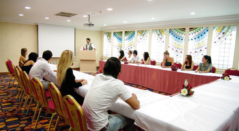 Yuksel Hotel