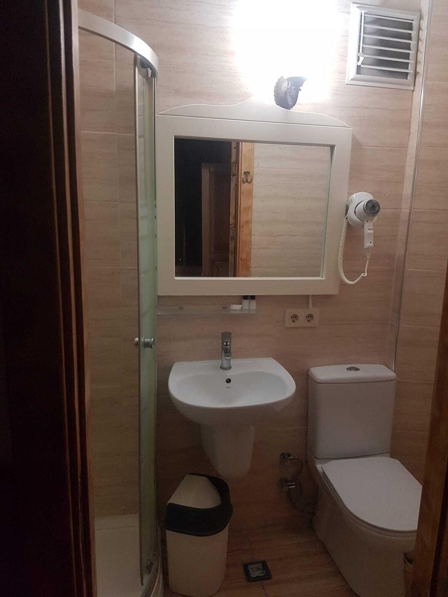 Kadikoey White House Hotel 3*