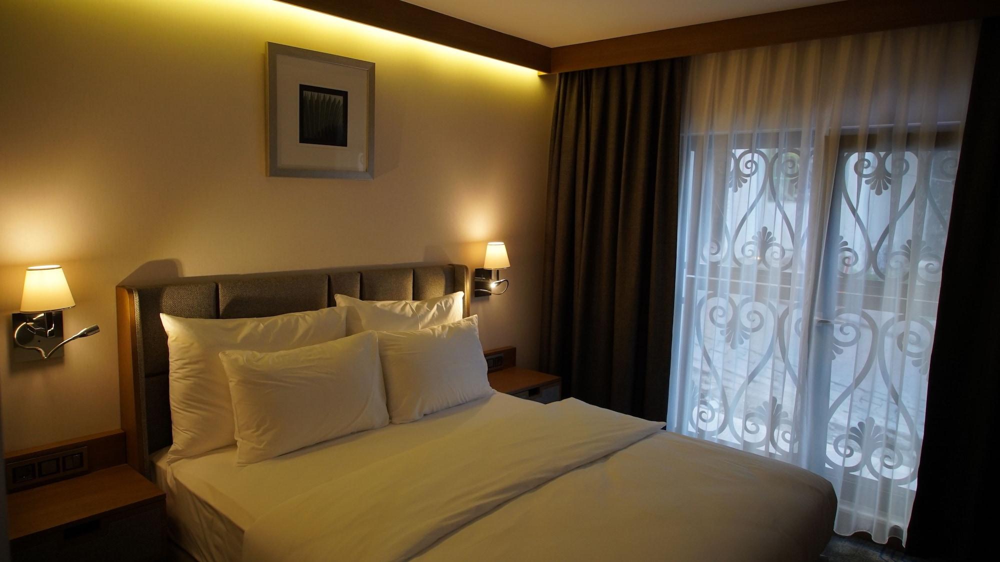 Yuksel Yenikapi 4*