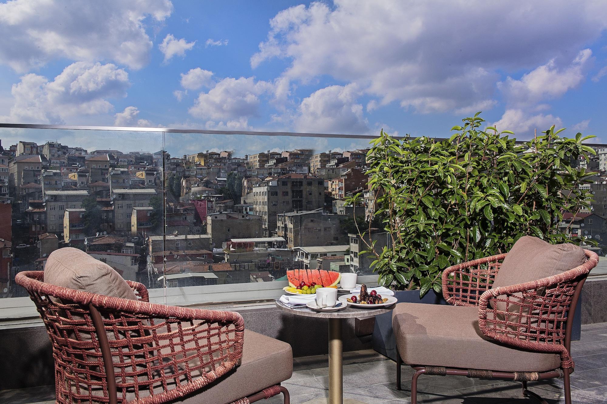 Naz Taksim - Special Category Istanbul