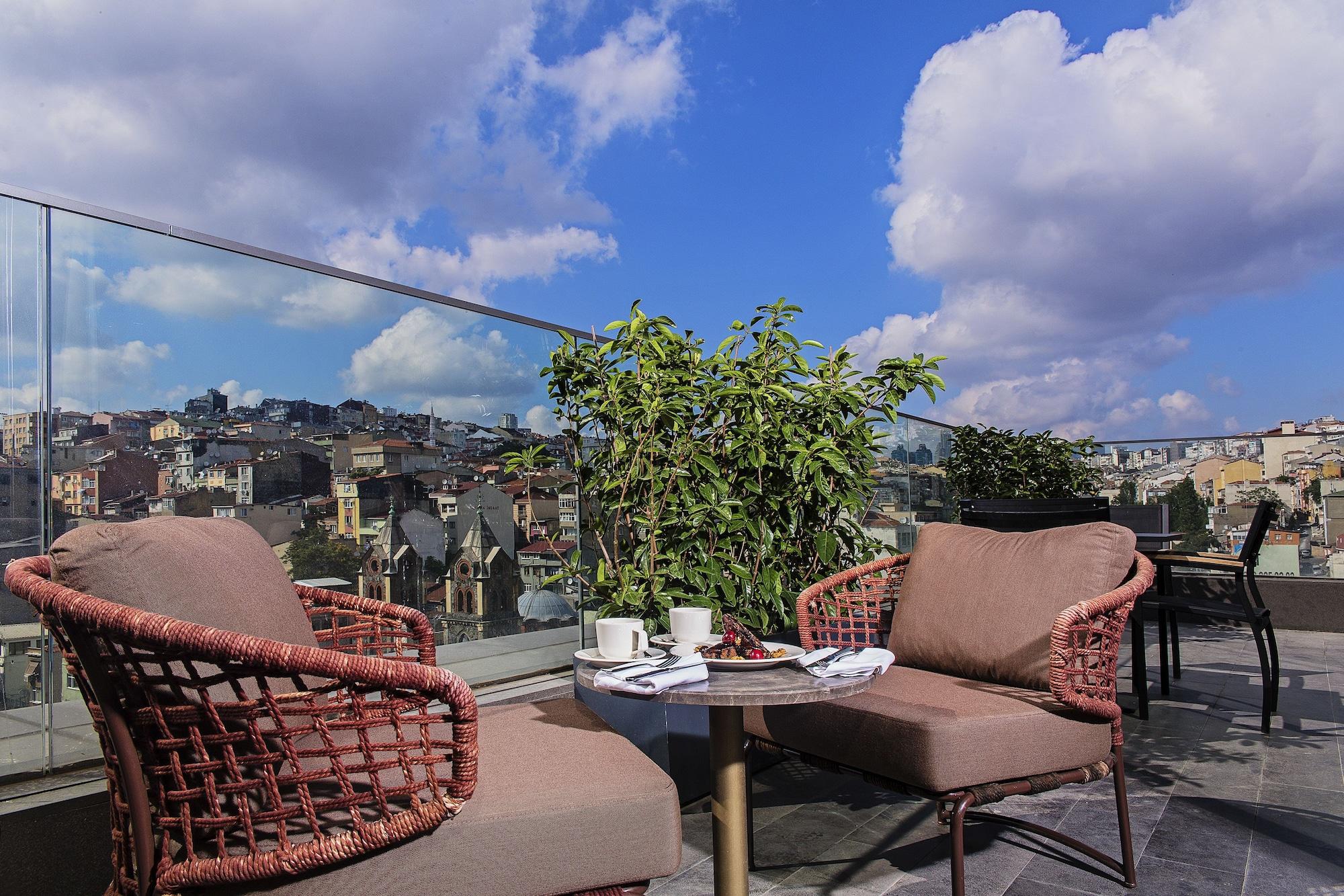 Hotel Naz Taksim - Special Category 4*