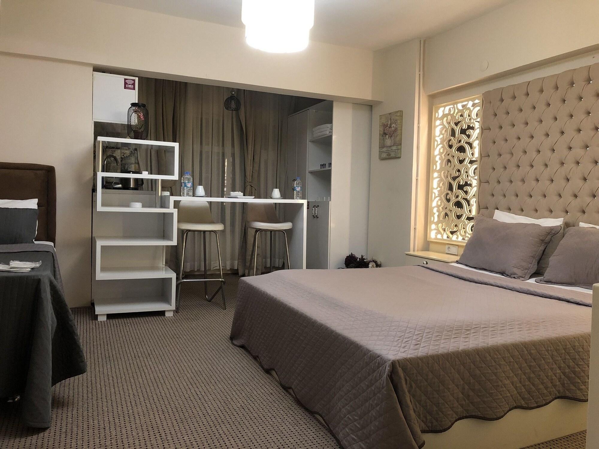 Lizzia Butik Hotel