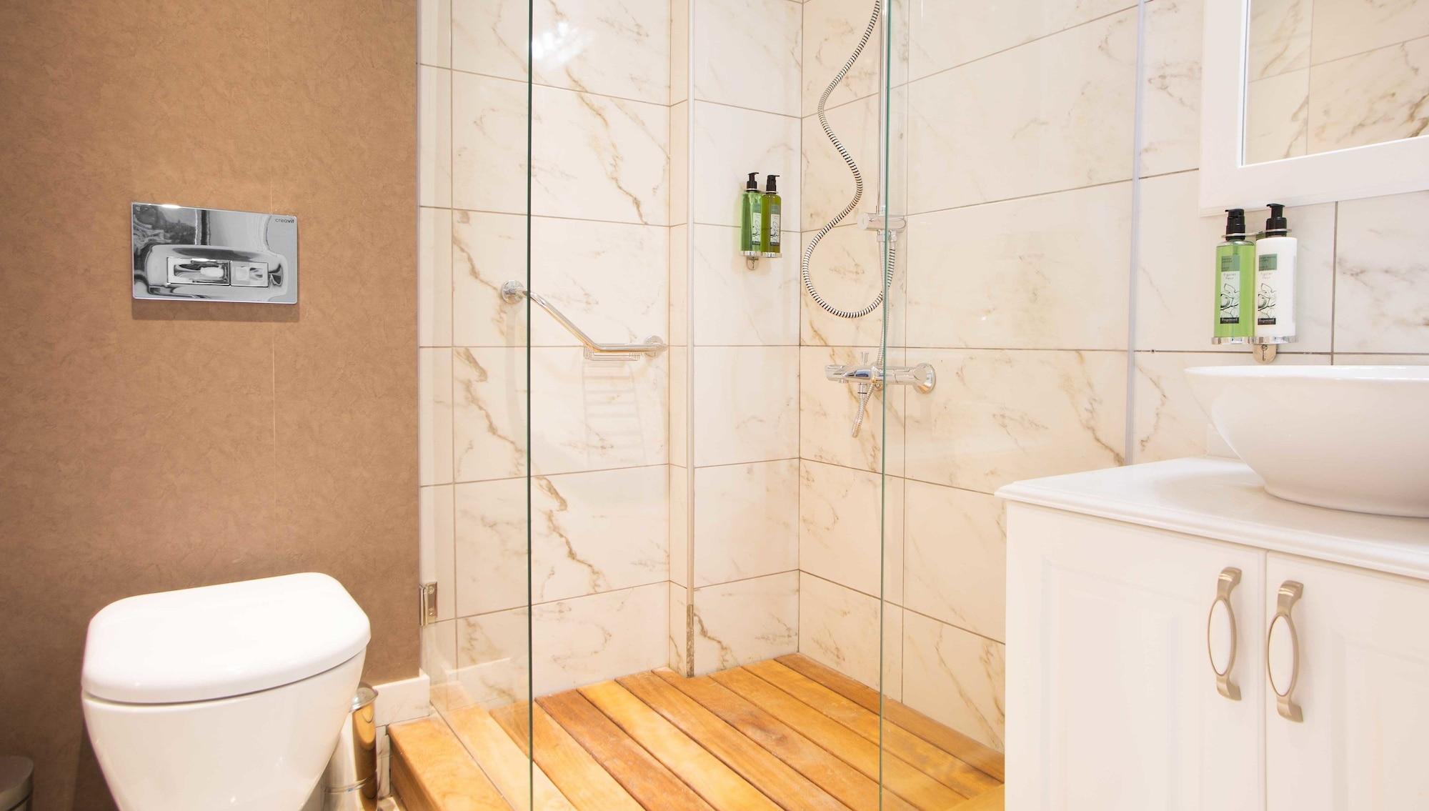 Astan Taksim Hotel