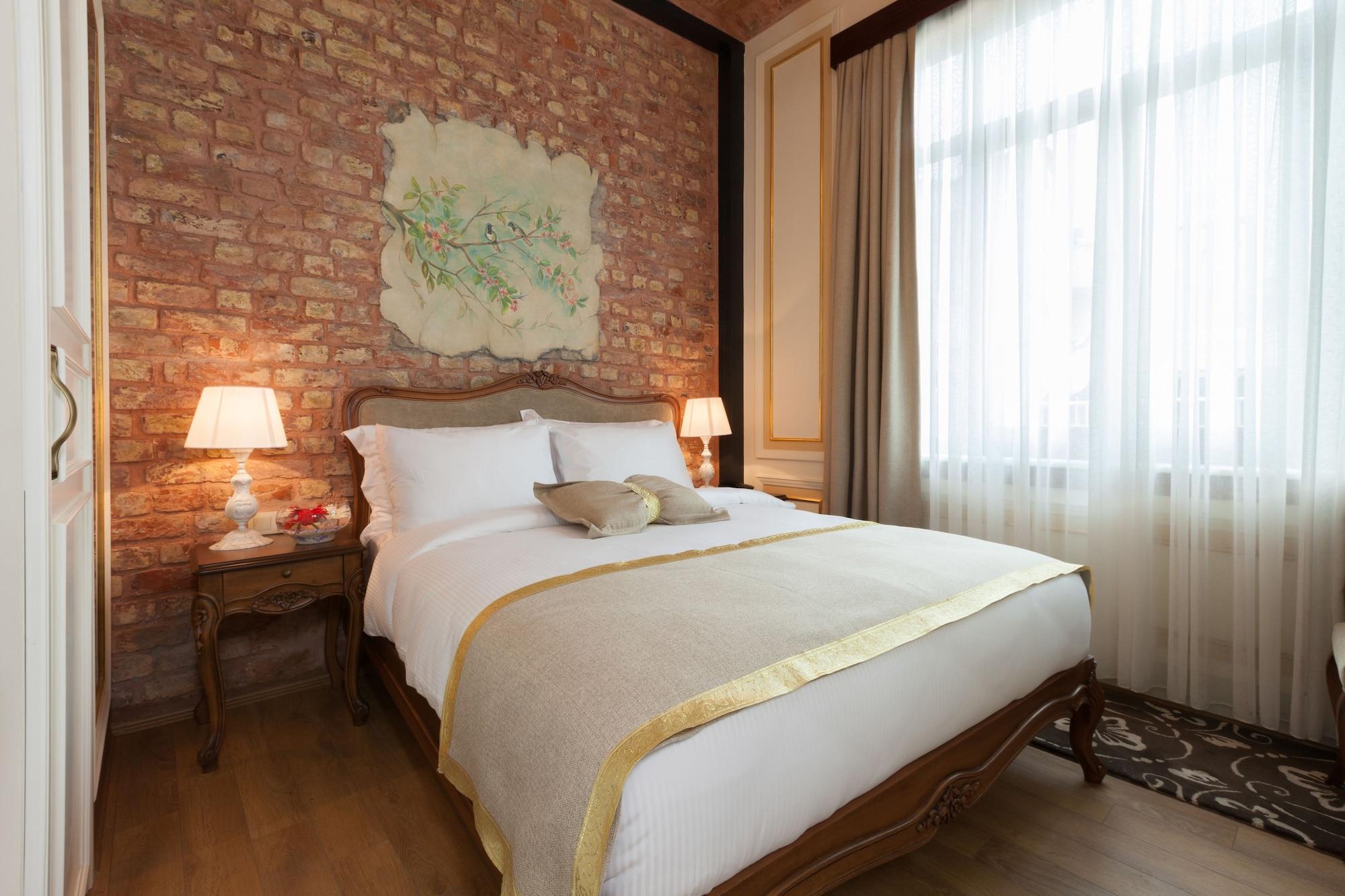 Pera Parma Istanbul