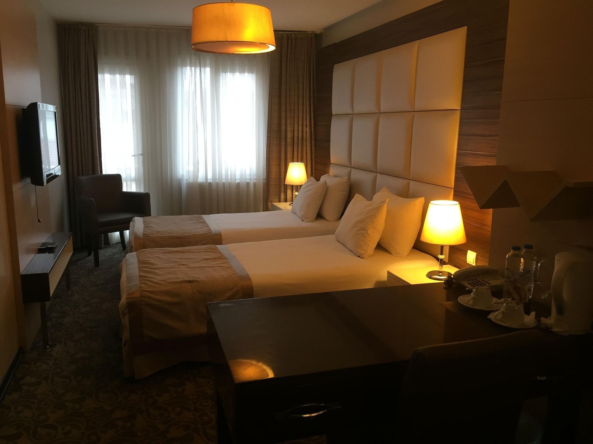 Derpa Hotel 4*