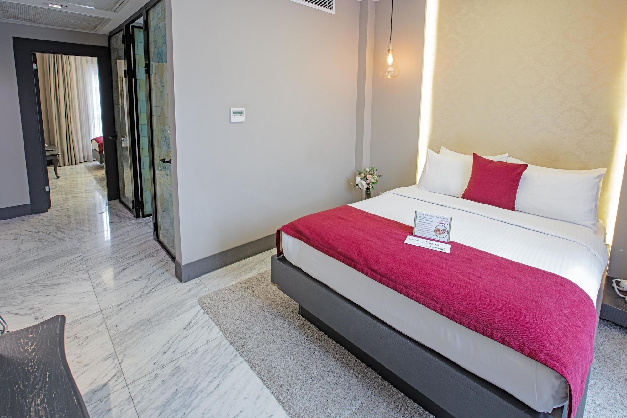 Nowy Efendi - Special Category Otel