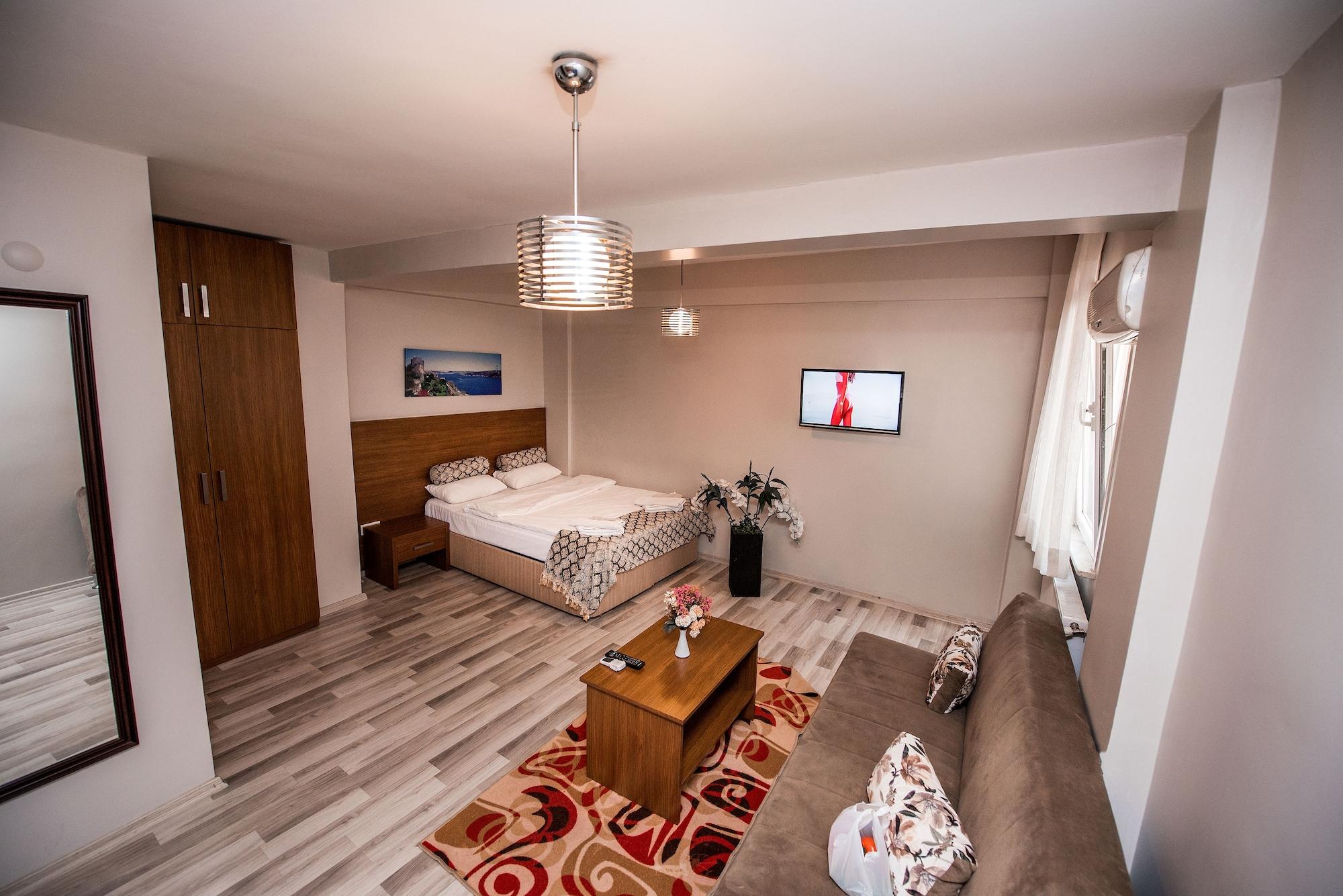 Aparthotel Carina 3*