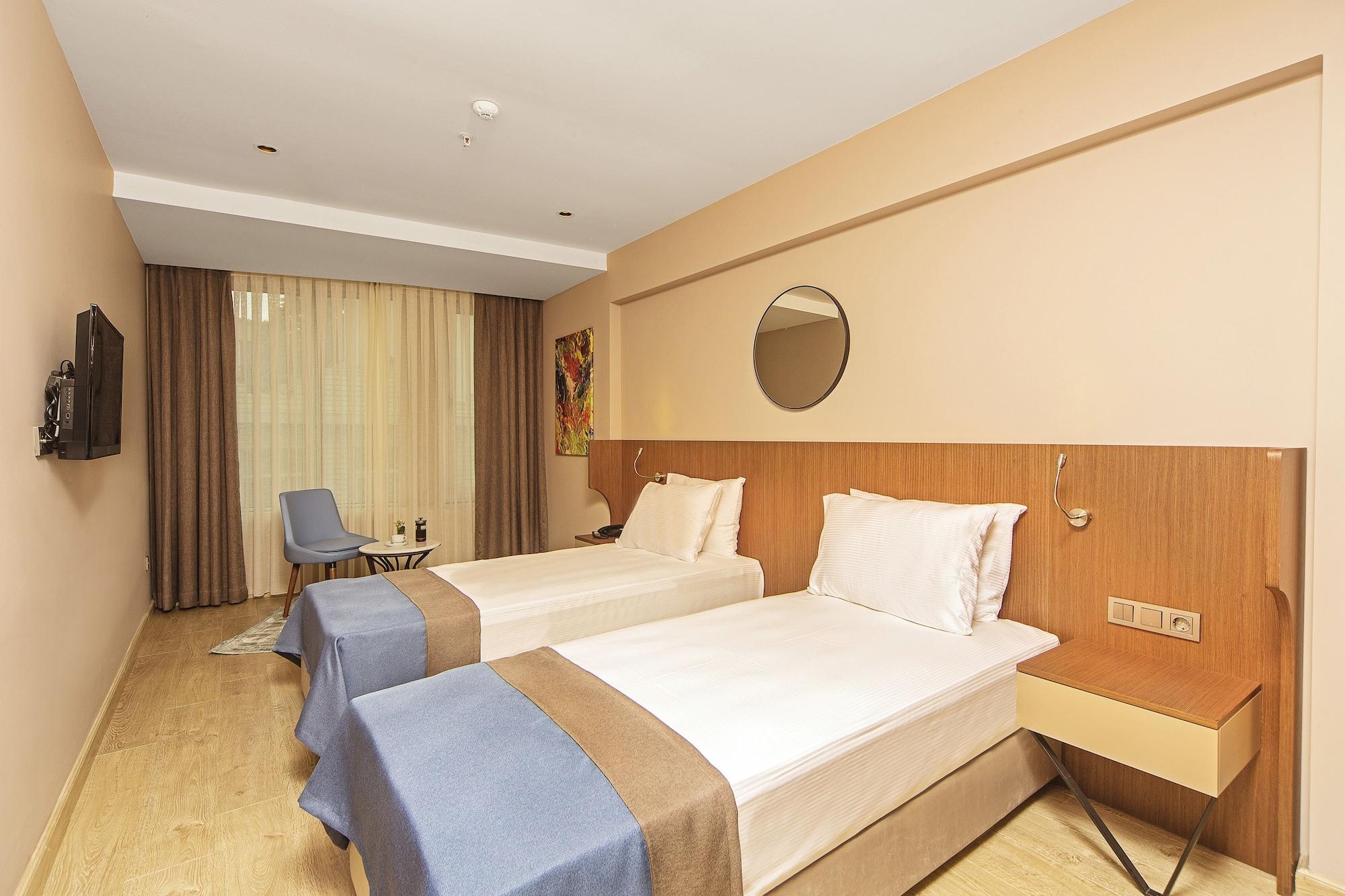 Otel Redmont Nisantasi 3*