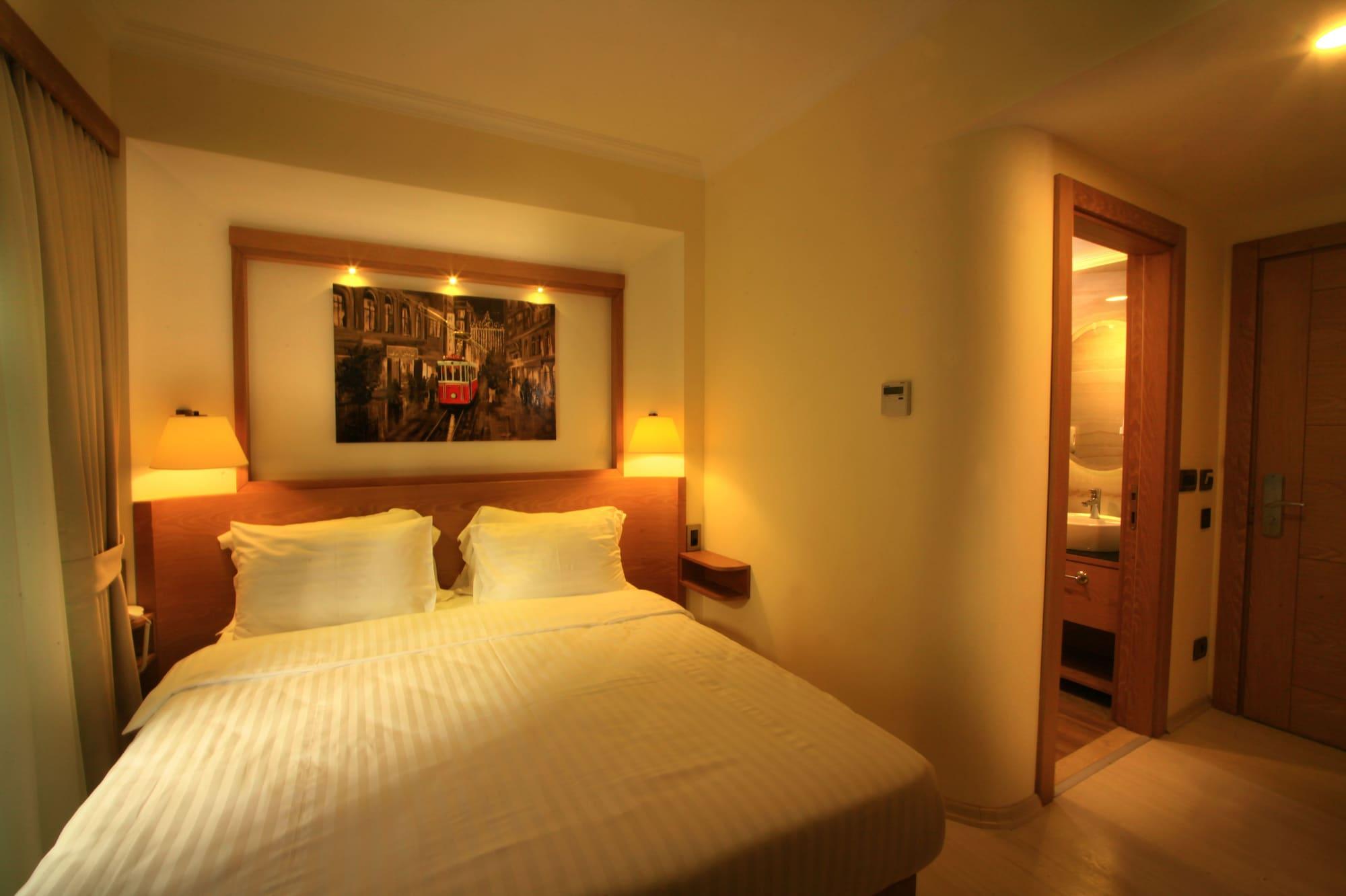 Oda ve Kahvaltı Beyoglu Mls 3*