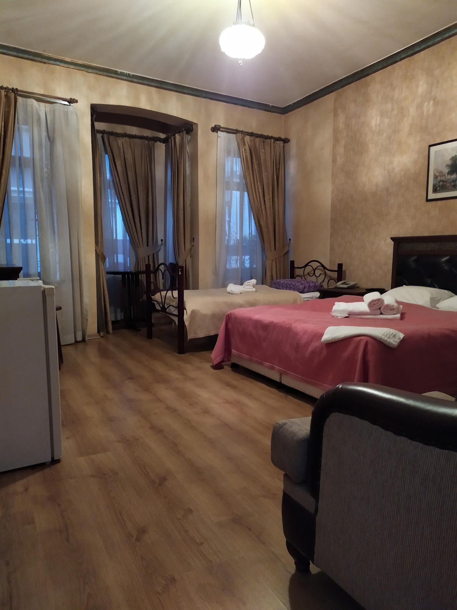 Irish Hotel
