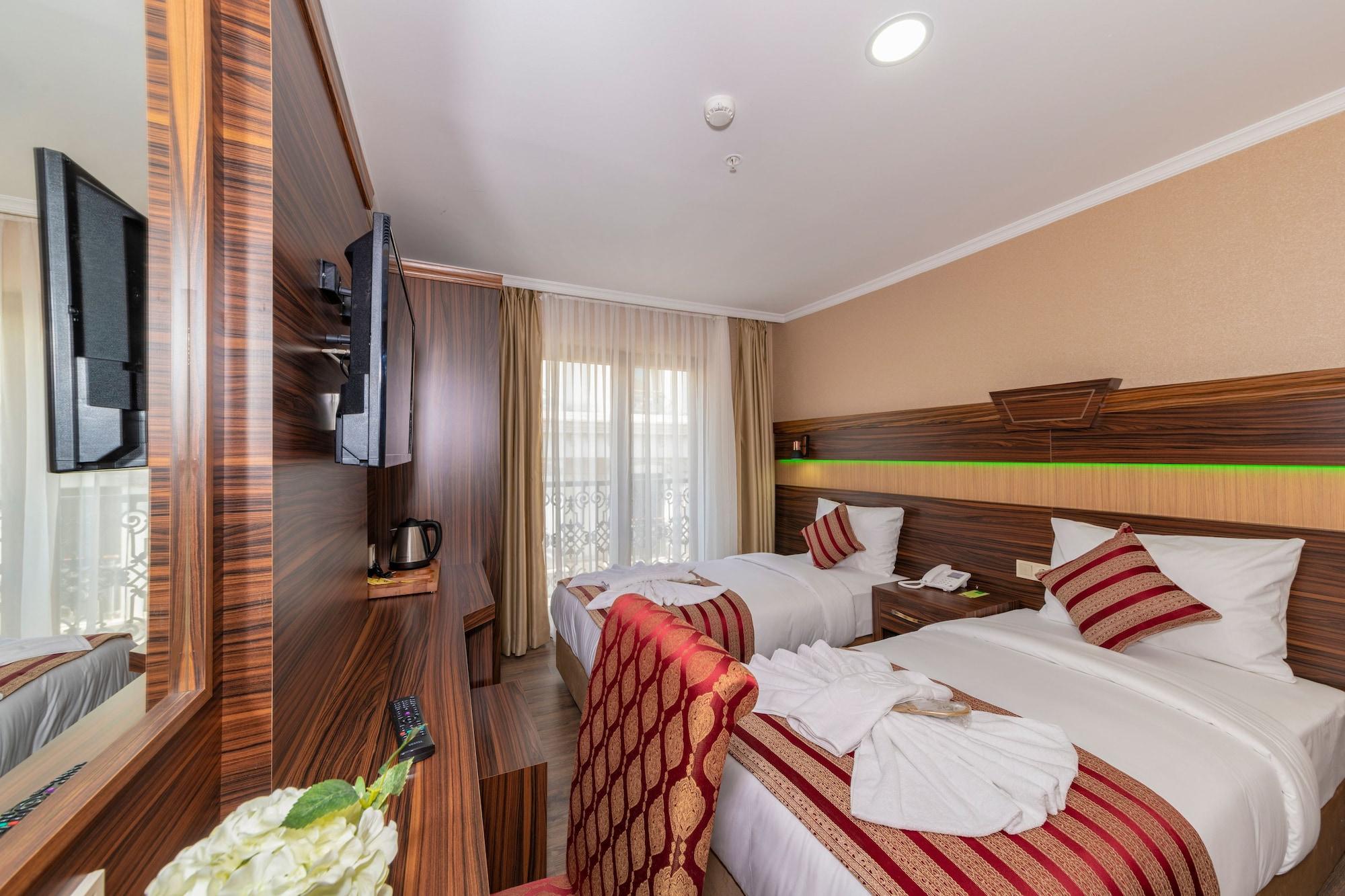 Vision Deluxe Hotel