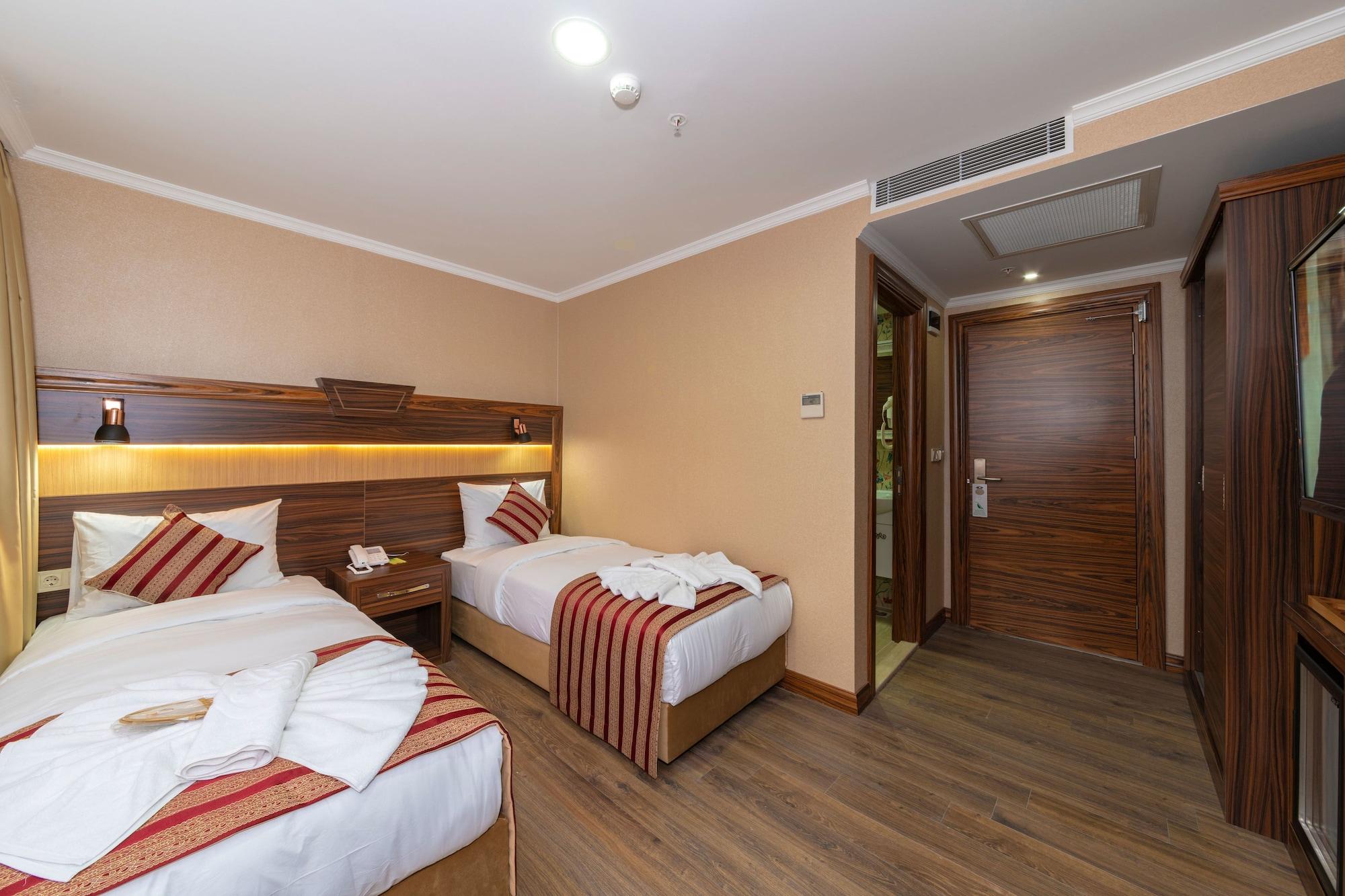 Vision Deluxe Hotel