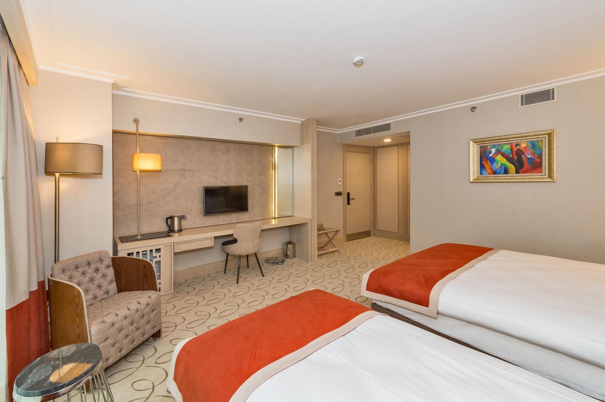 Mare Park & 4*