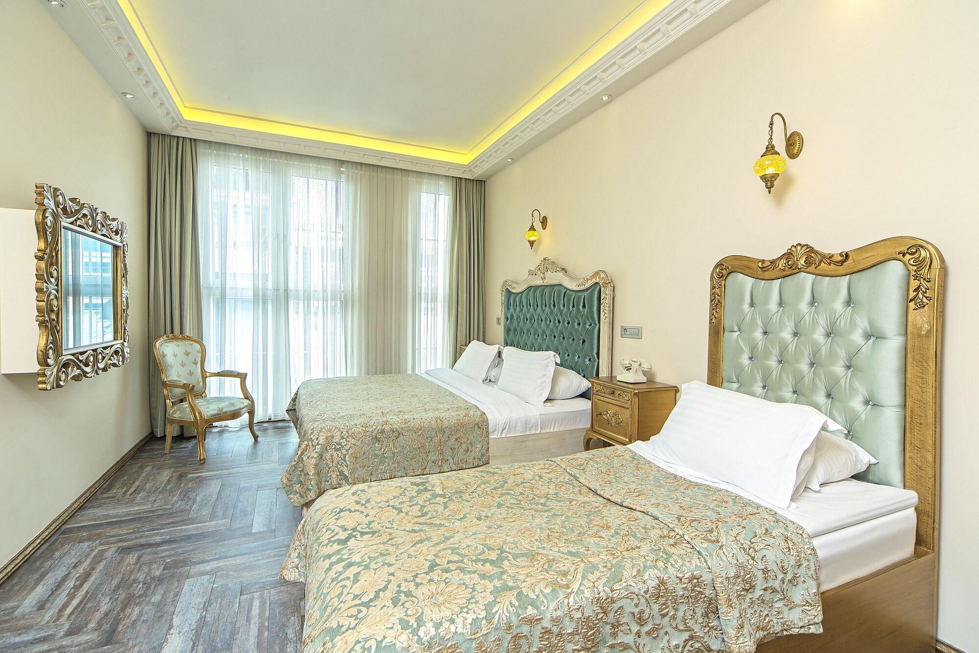 Artdeco Hotel 3*