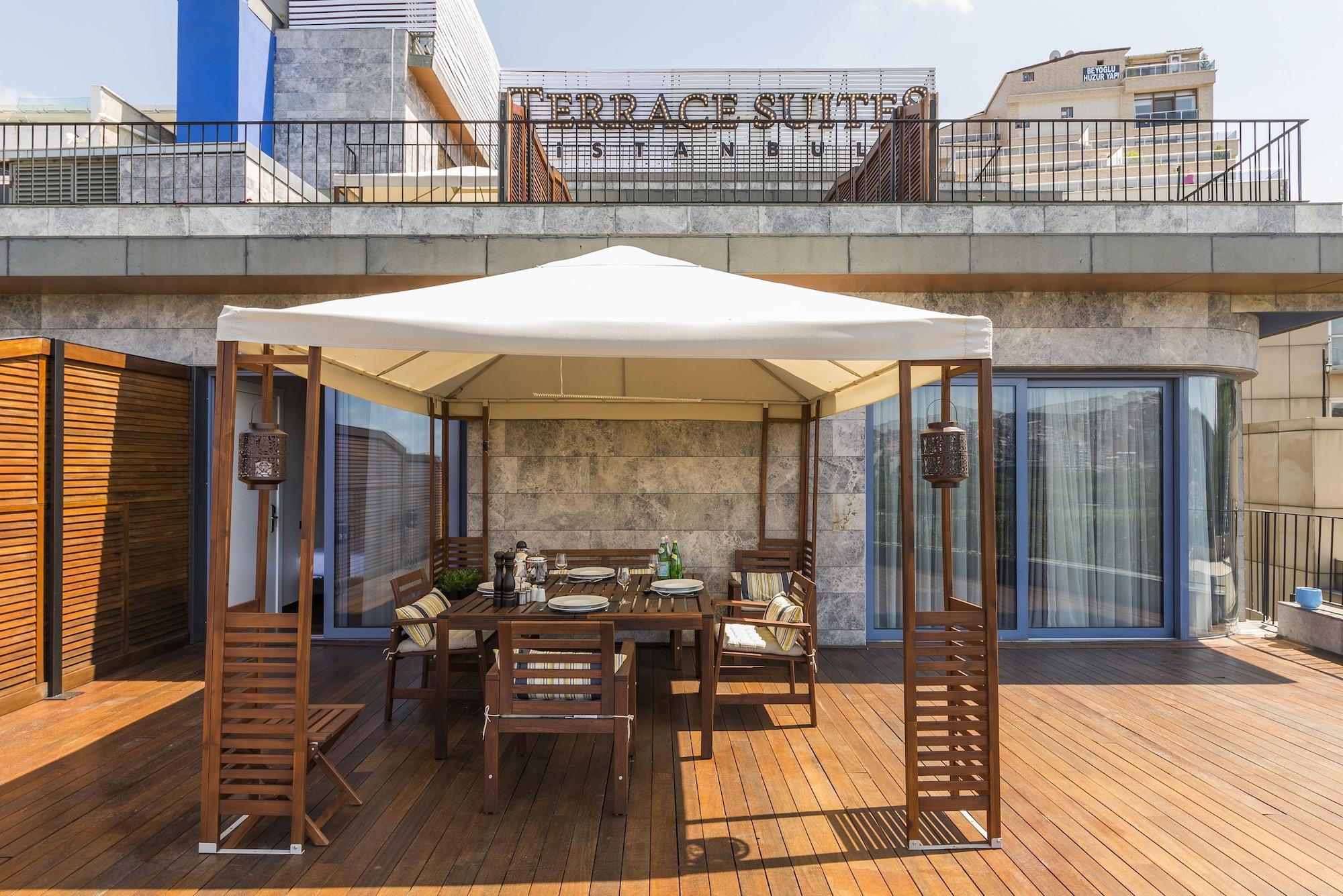 Terrace Golden Horn 3*