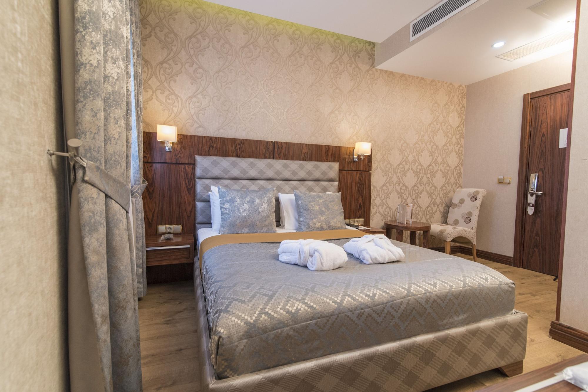 Hotel Midmar Deluxe 4*