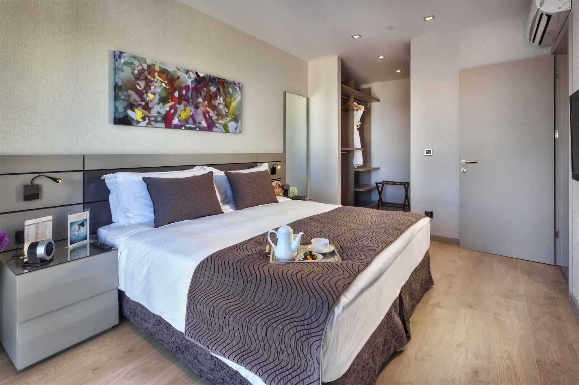 Fraser Place Antasya