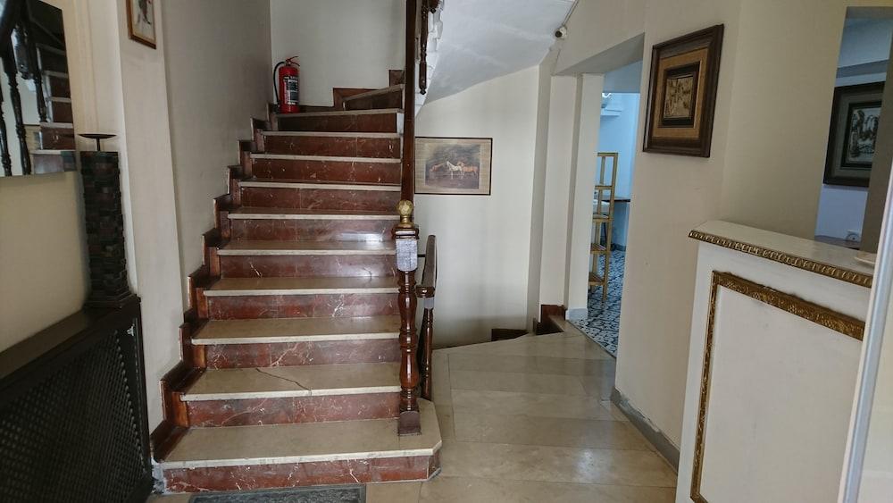 Aparthotel Liva 3*