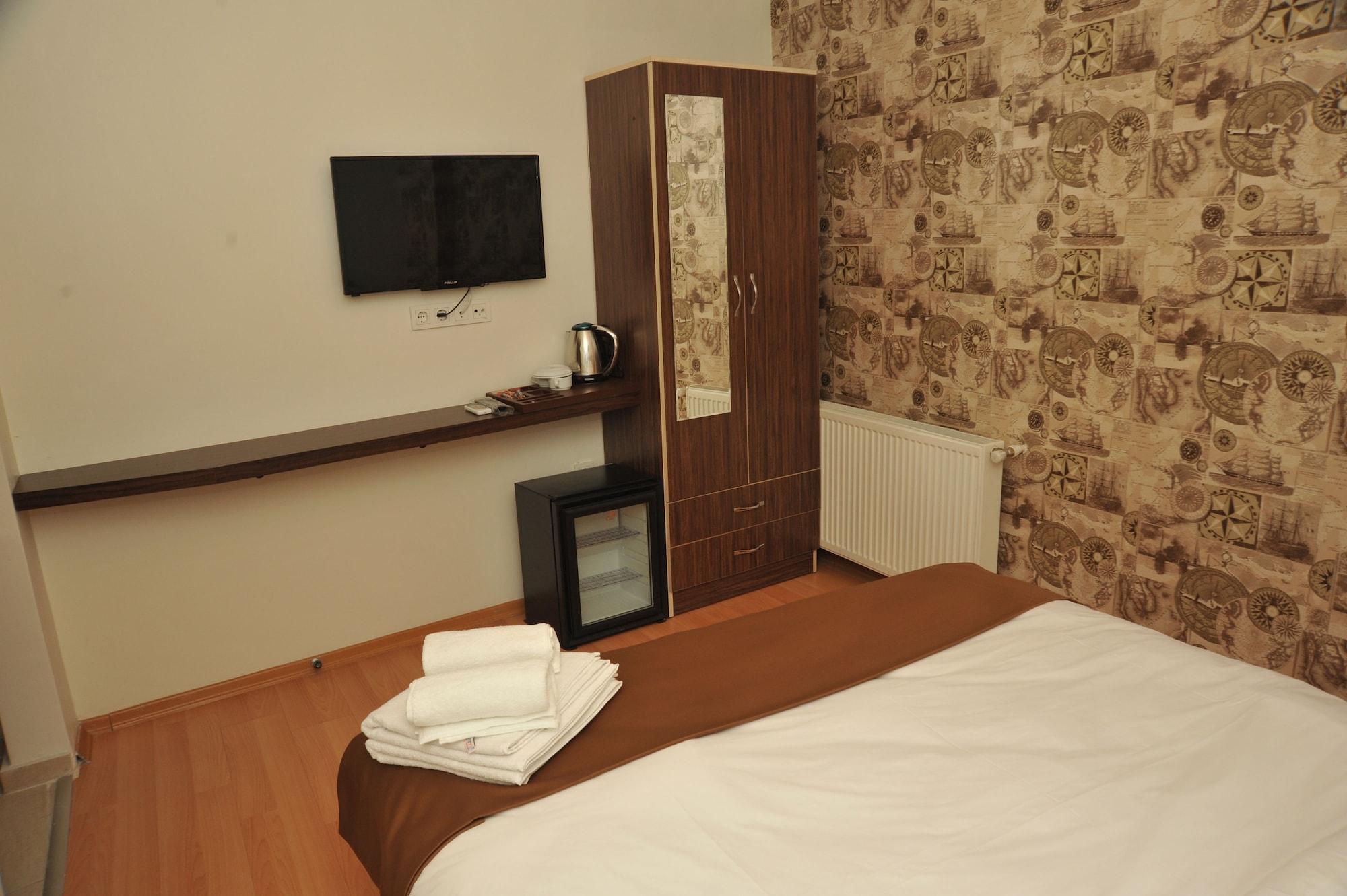 Aparthotel Pera 26 5*