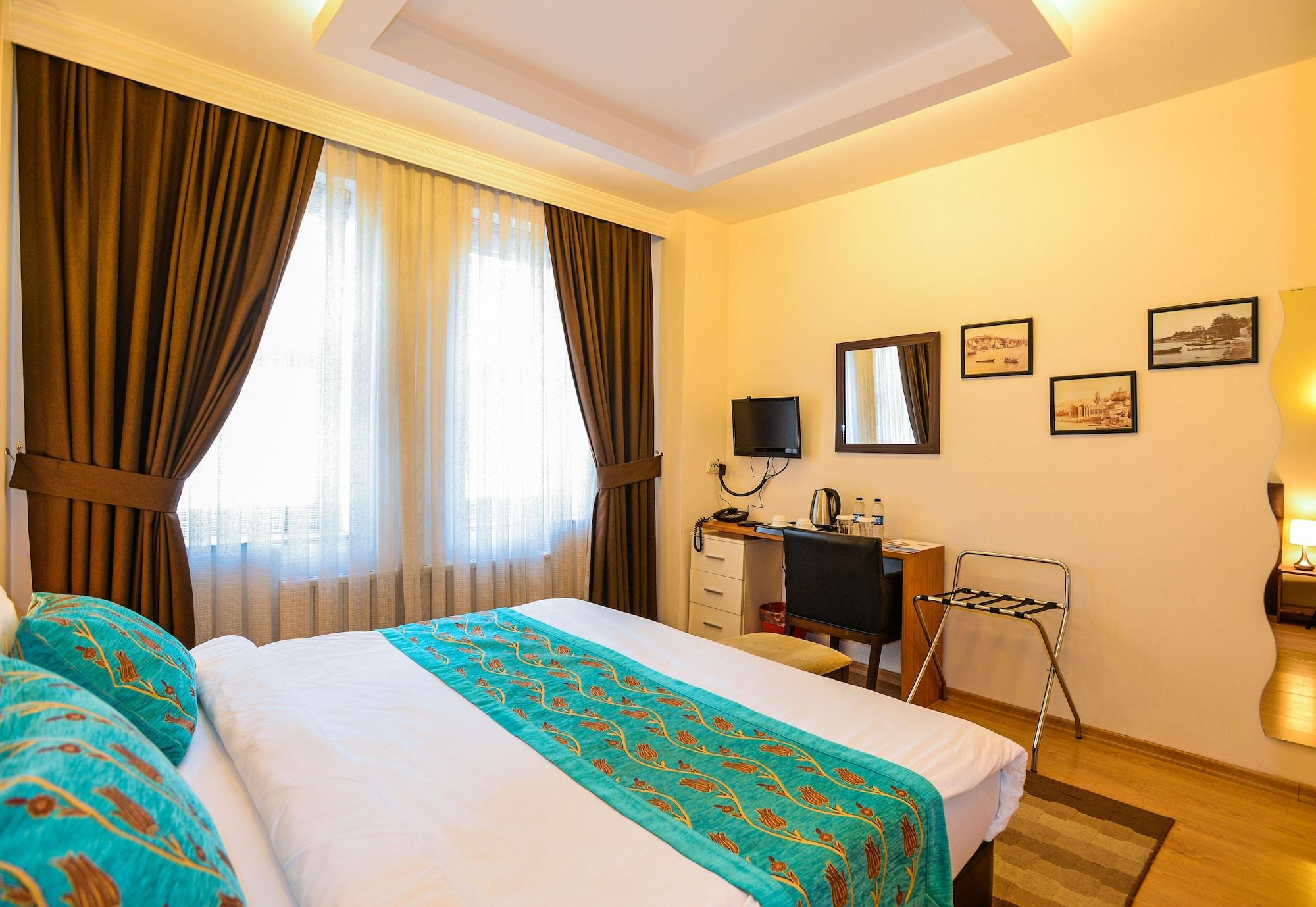 Retropera İstanbul