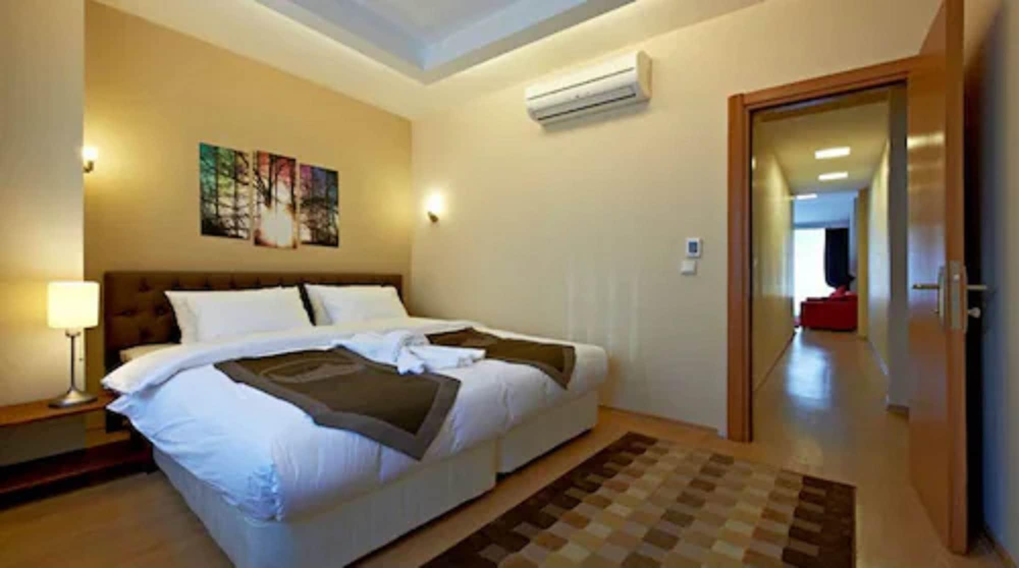 Hotel Retropera 2*