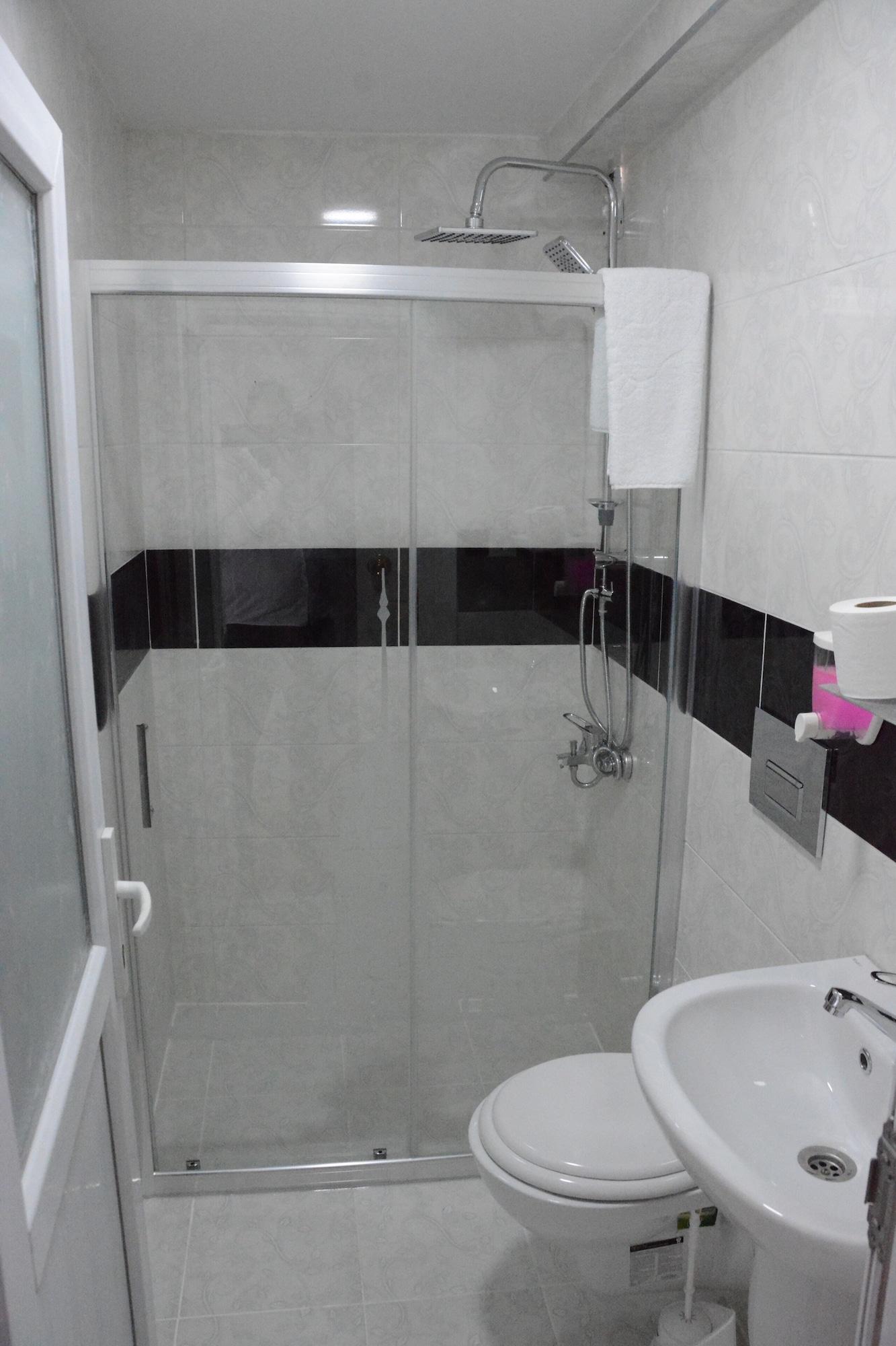 Turgut Hotel 2*
