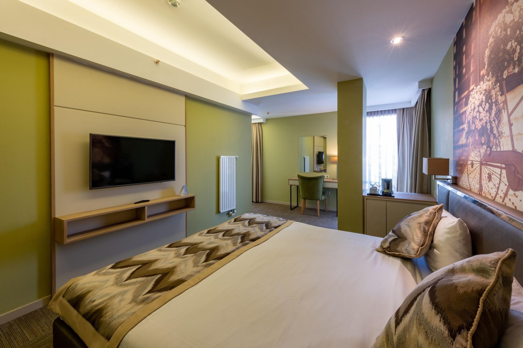 Riva's Moda Hotel 3*