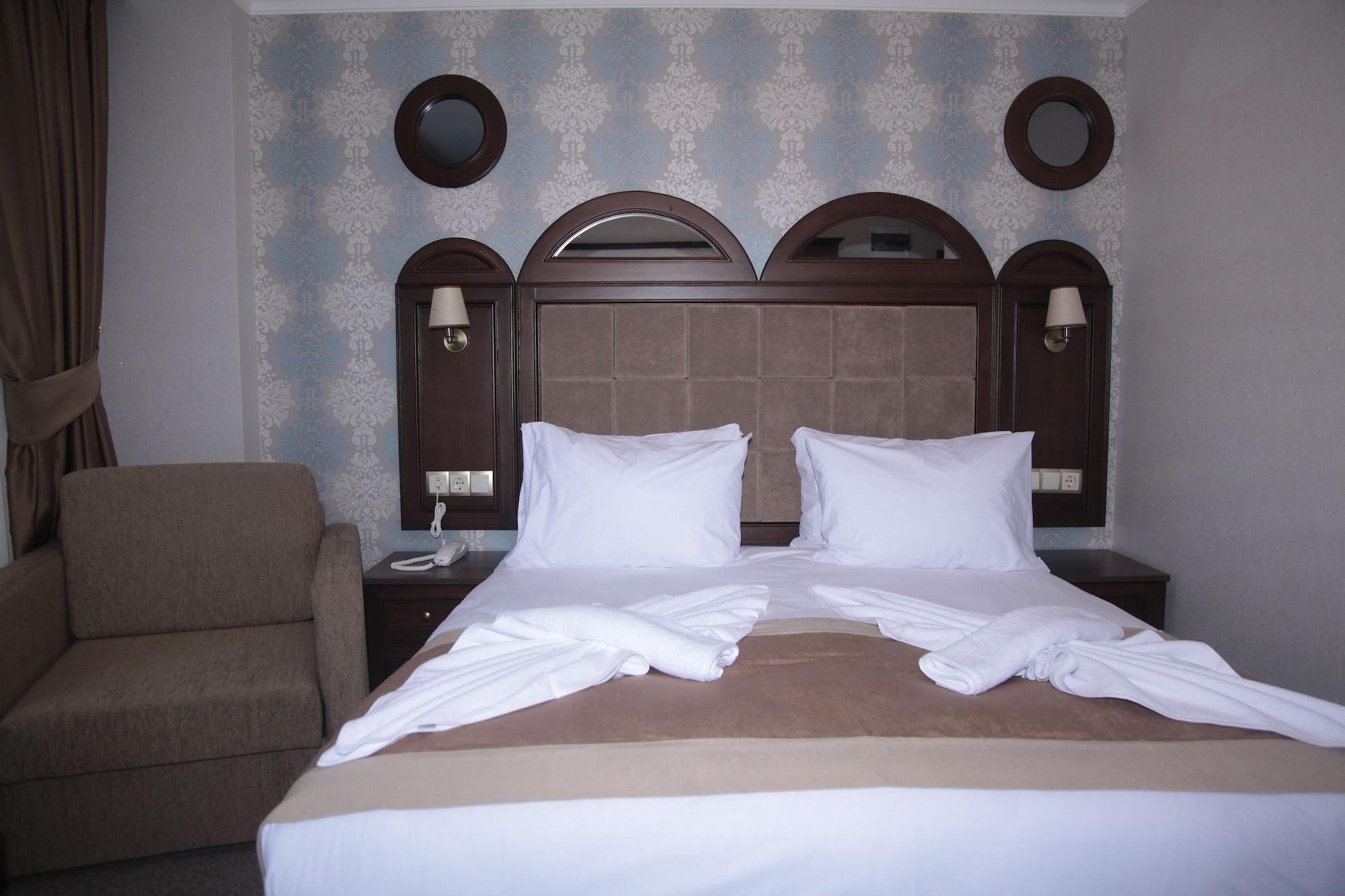 Hotel Golden Pen 3*