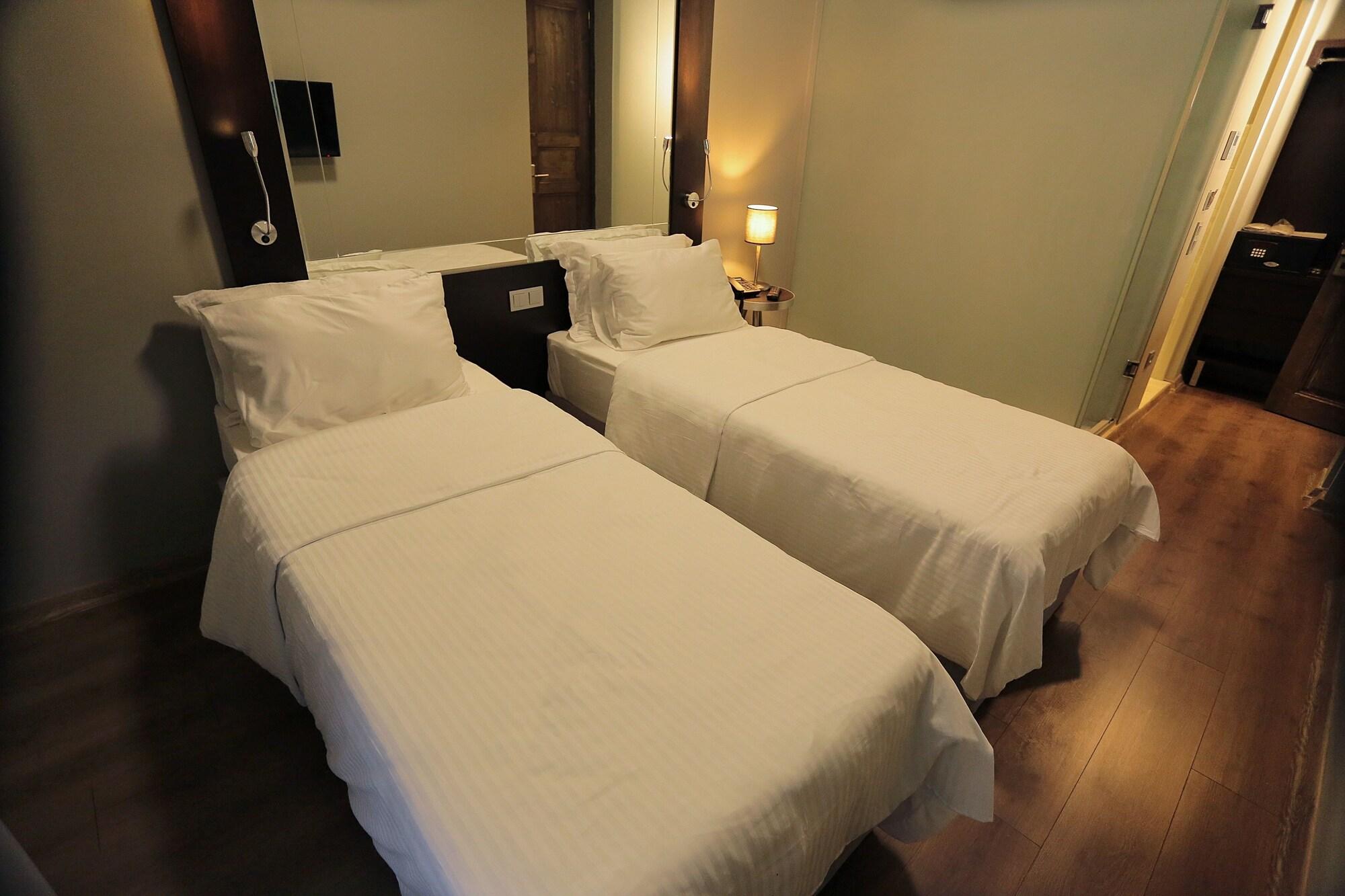 Otel Ferman Pera