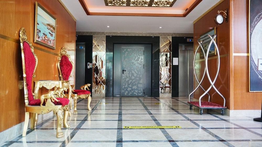 Vois Otel