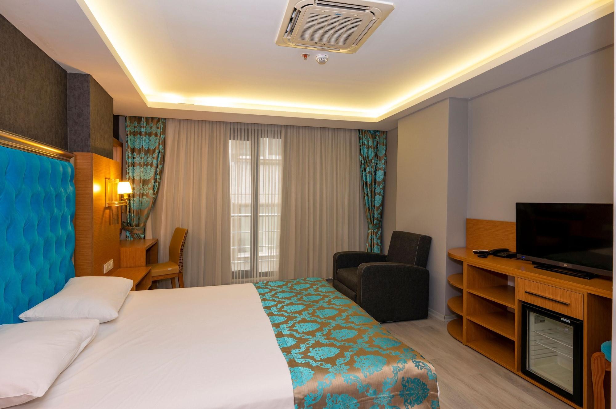 Grand Palace 3*