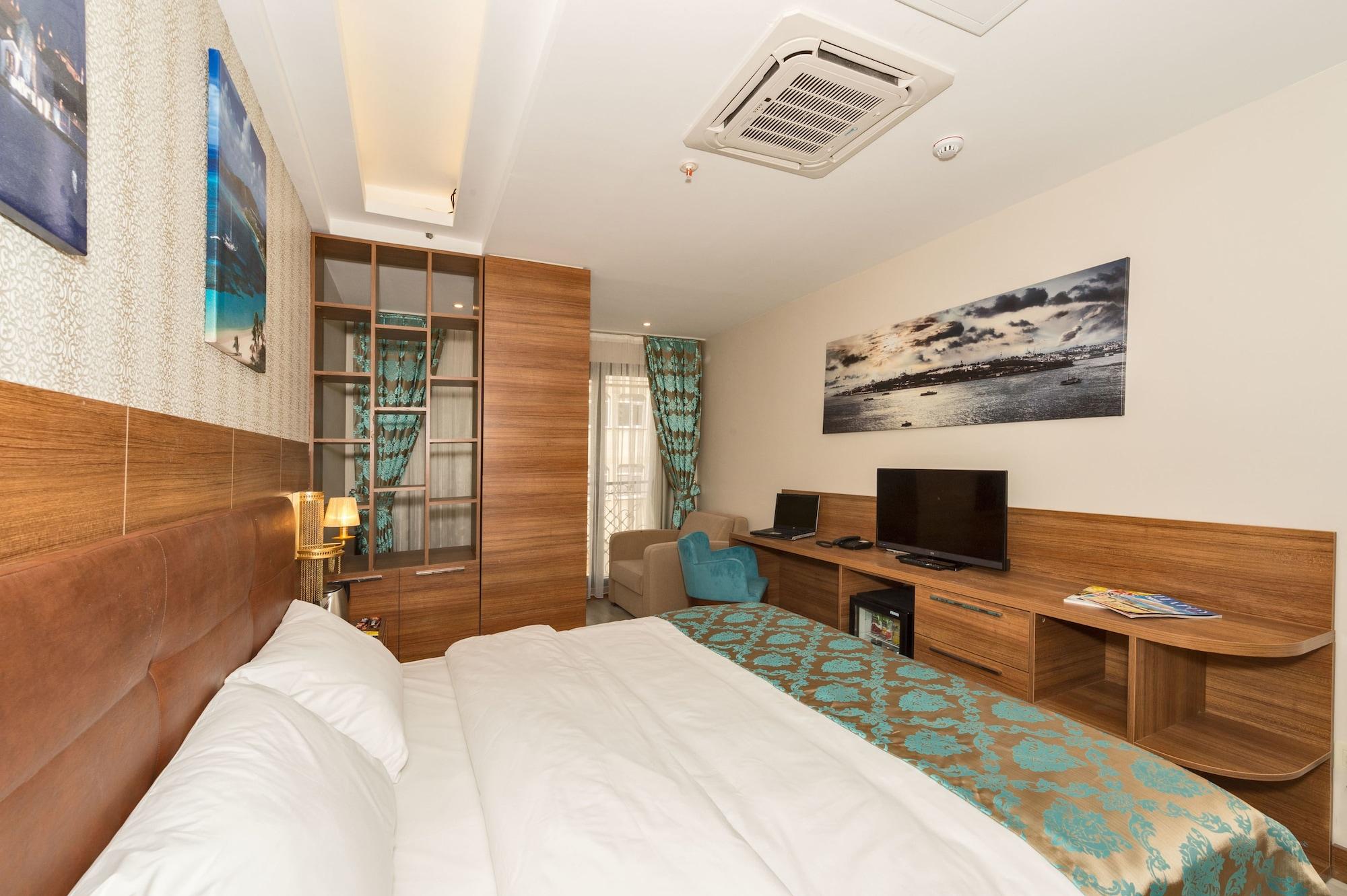 Grand Palace Hotel 3*
