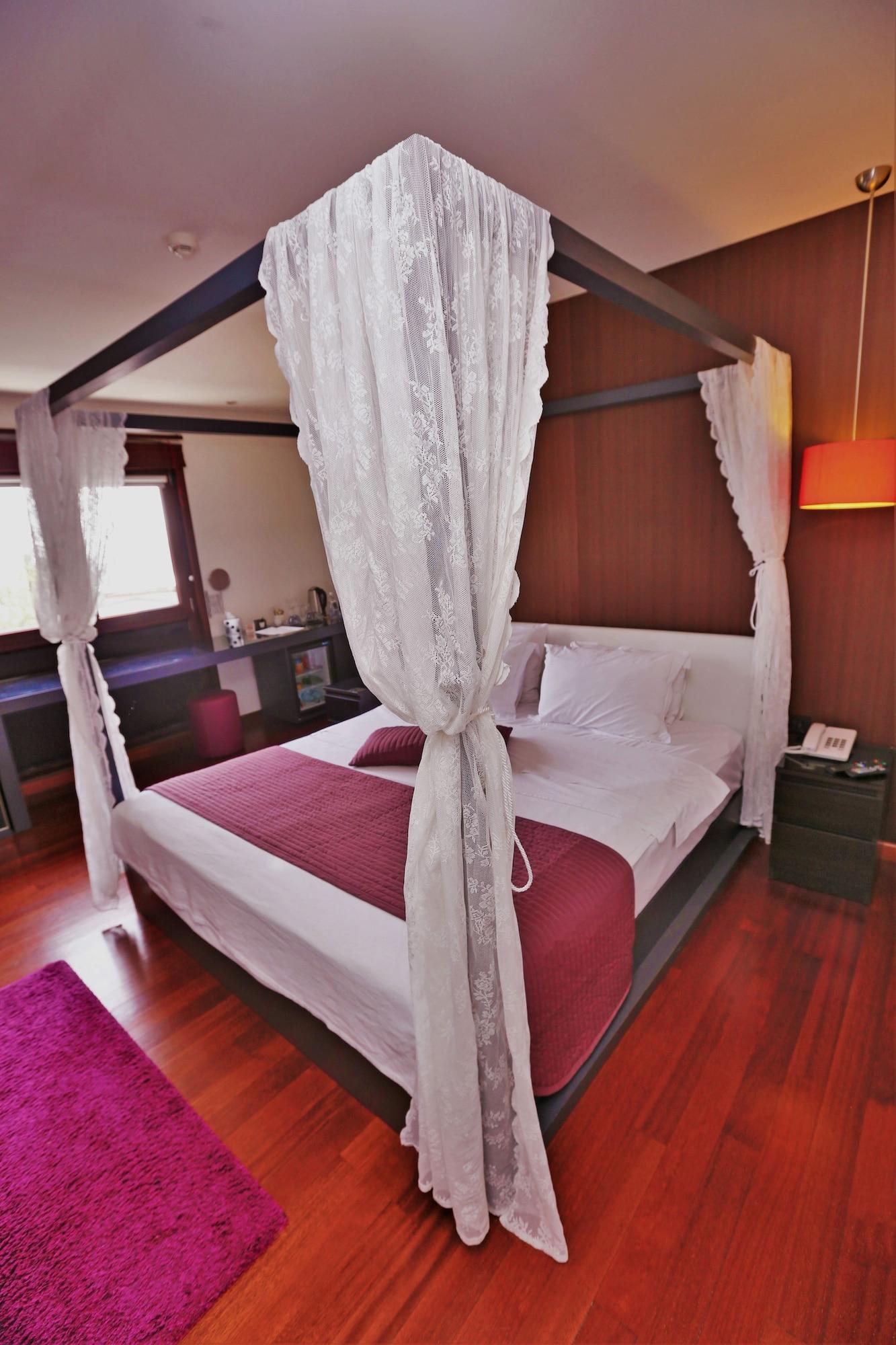 Eternity Boutique Hotel 4*