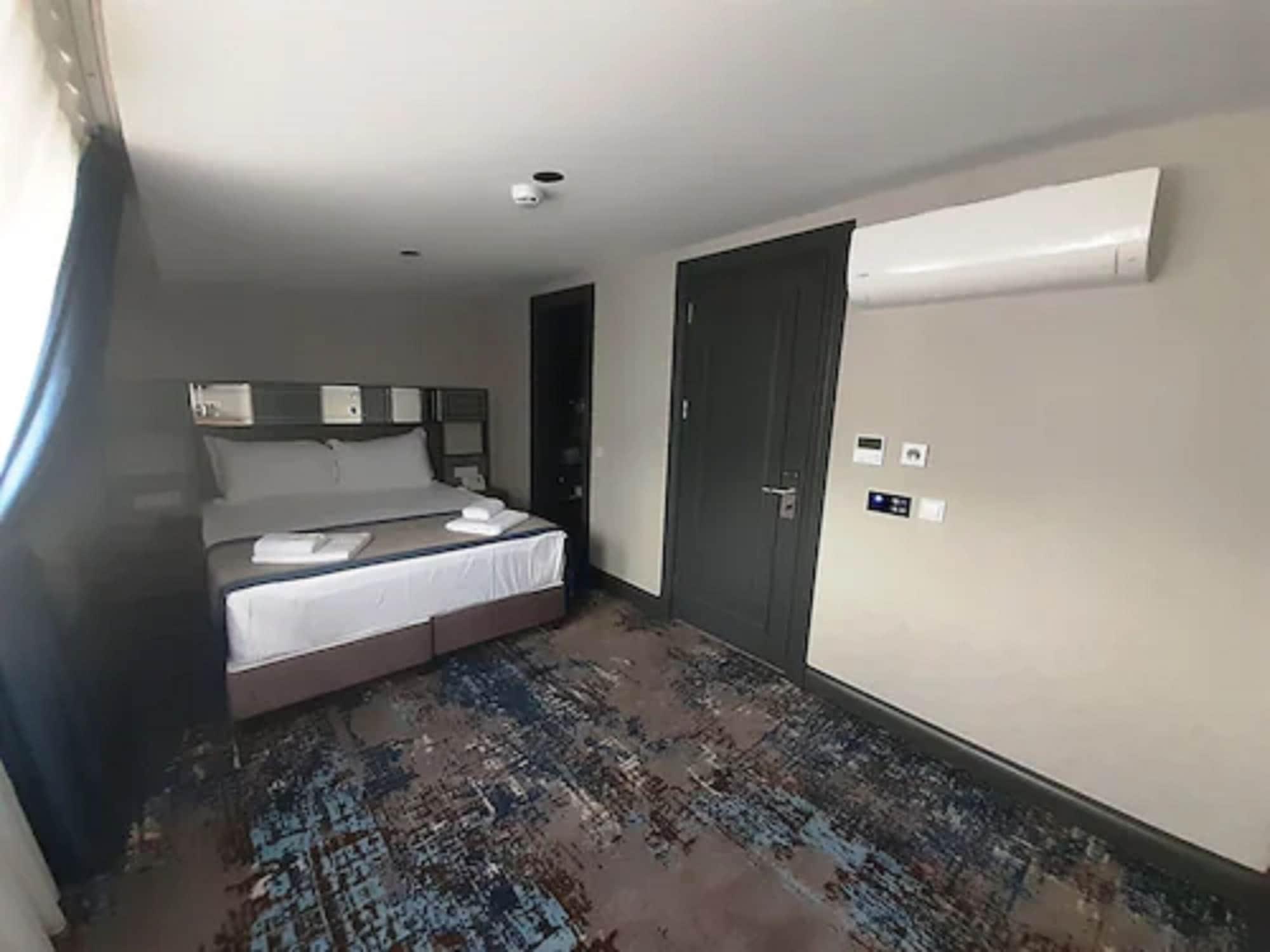 Taksim Pera Orient Hotel Istanbul
