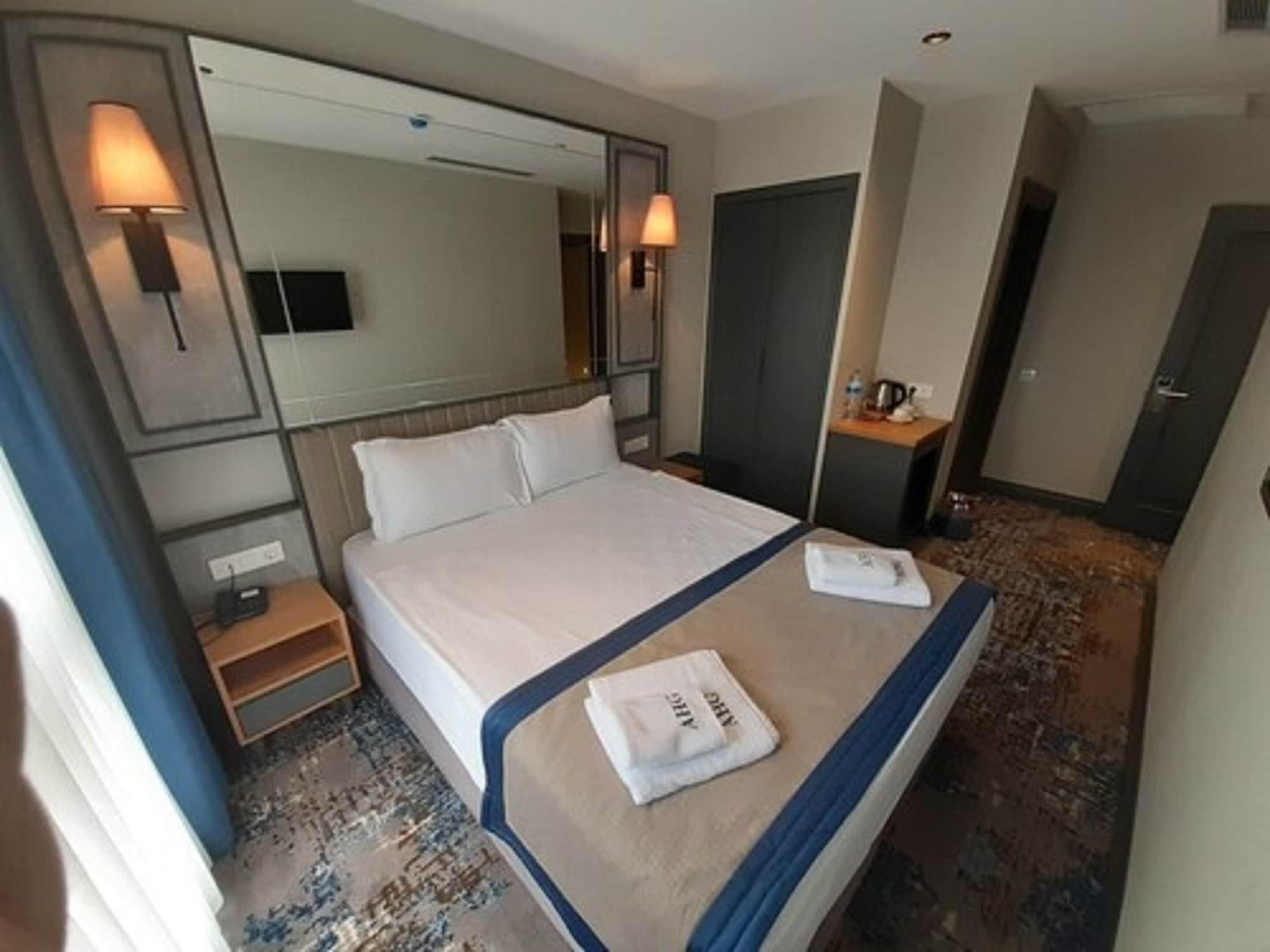 Taksim Pera Orient Hotel 4*
