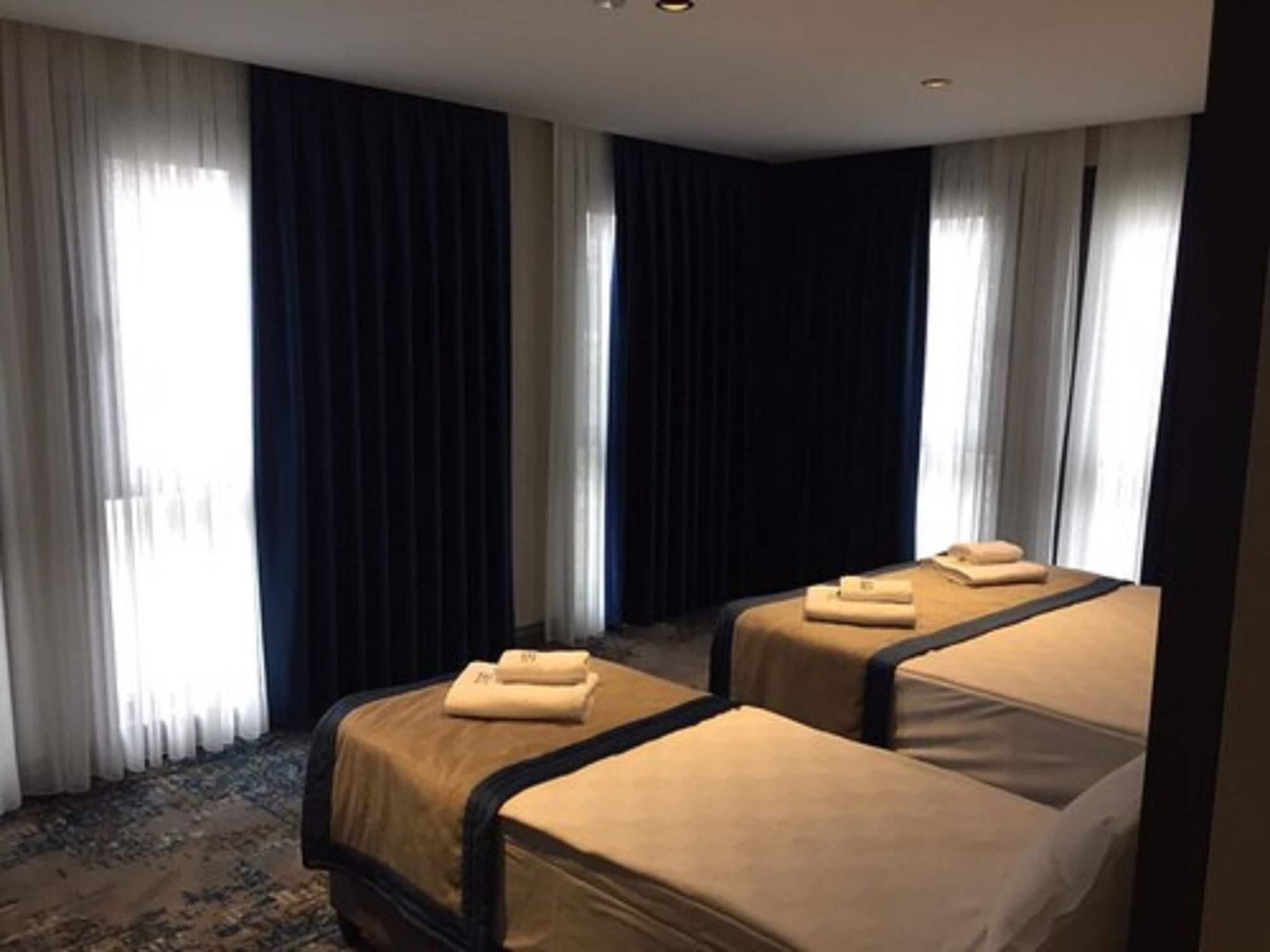 Taksim Pera Orient Hotel Istanbul
