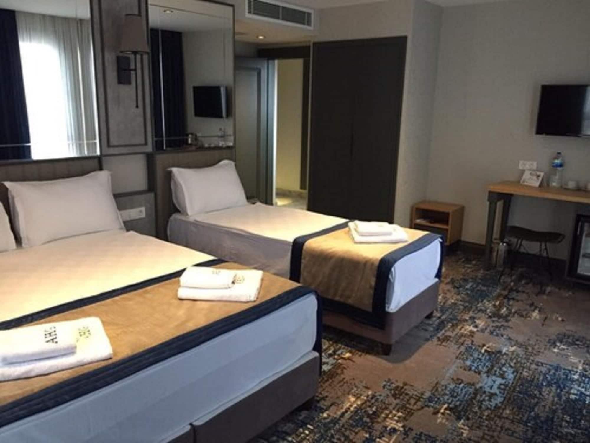 Taksim Pera Orient 4* Istanbul