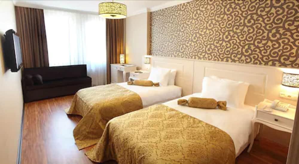 Taksim Pera Orient 4* Istanbul