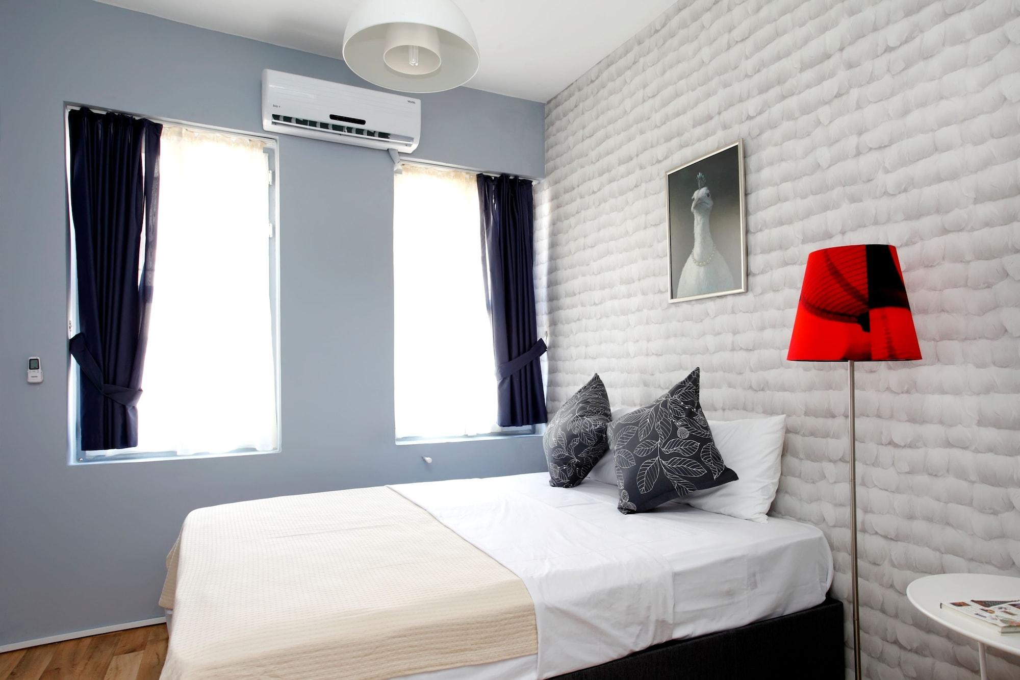 Cheers Porthouse Otel 3*