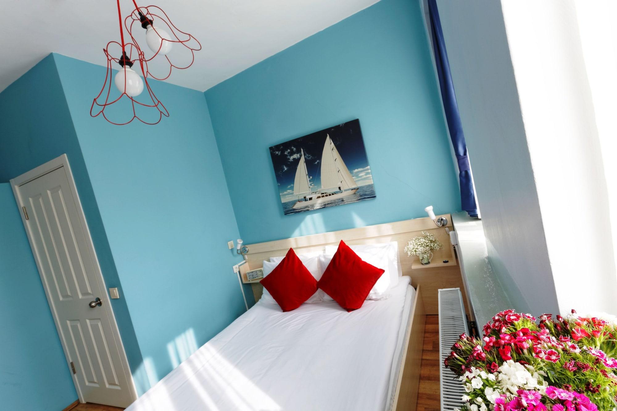 Otel Cheers Porthouse 3*