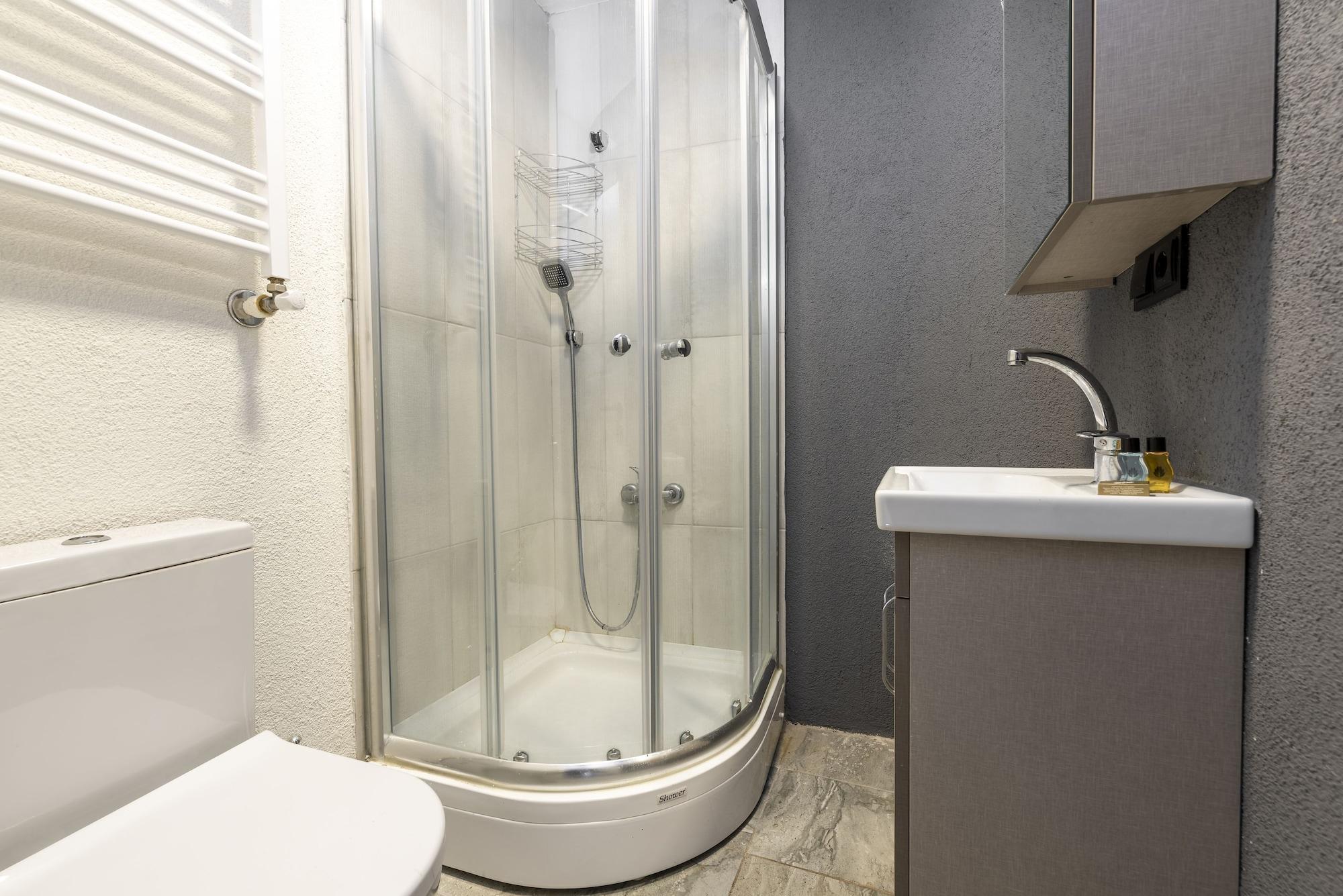 Global Apart Otel 2*