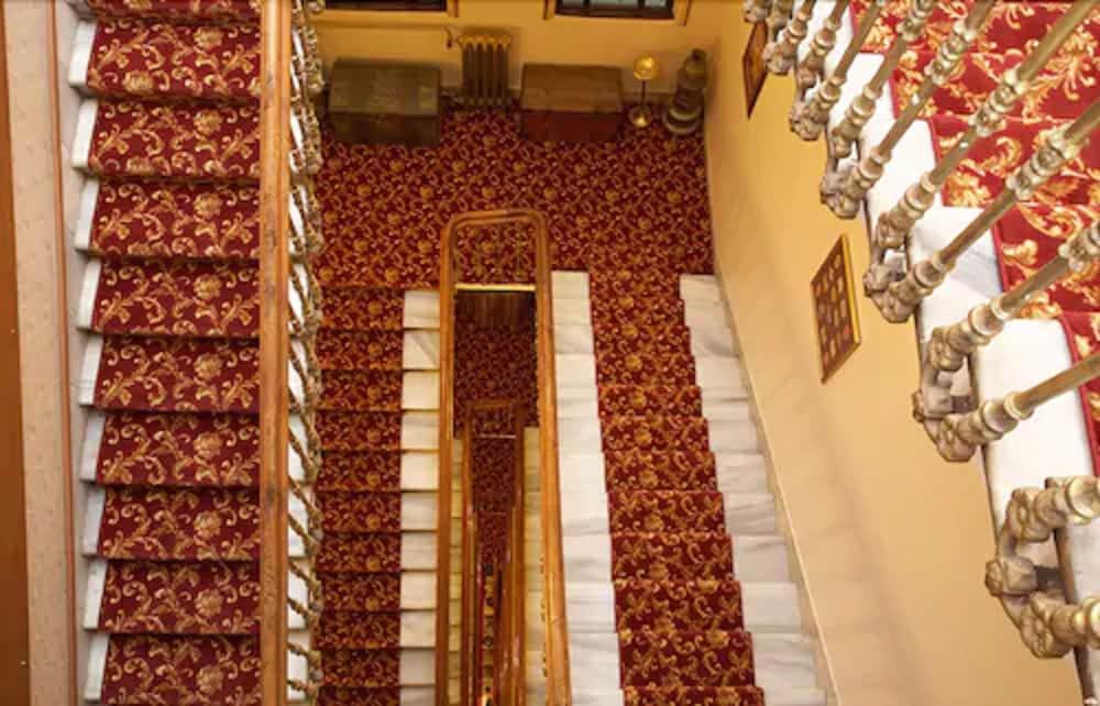 Otel Grand De Londres 4*