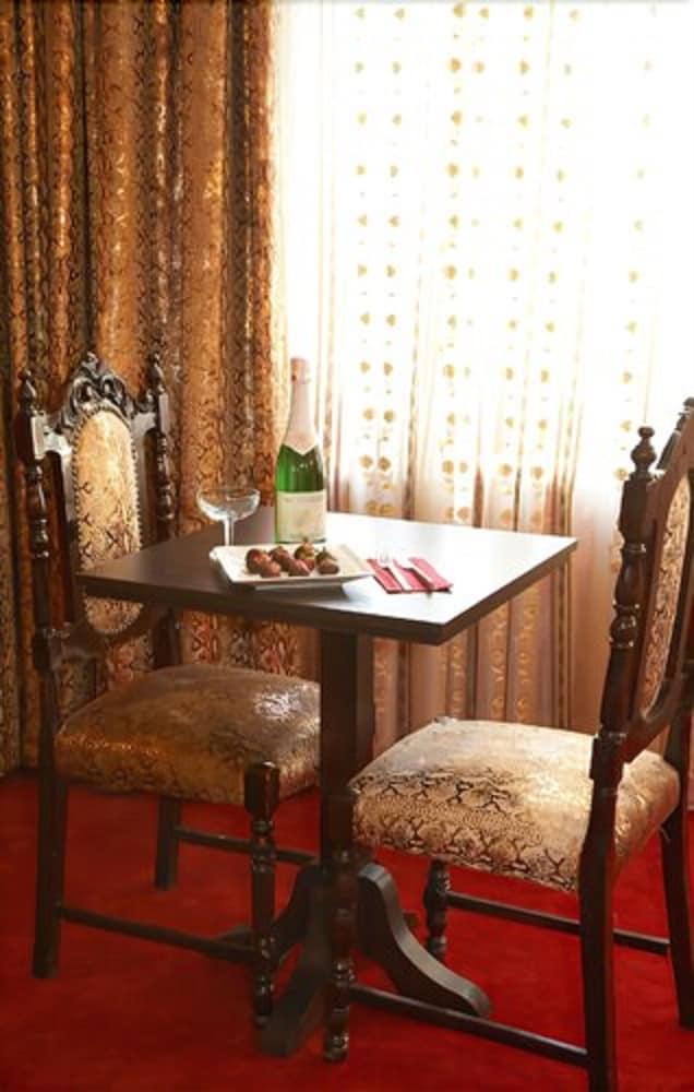 Grand De Londres Otel 4*
