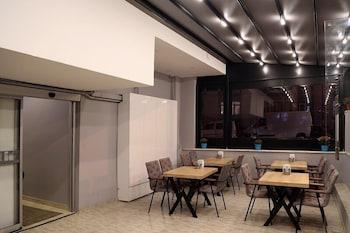 Paradise Airport Hotel 3*