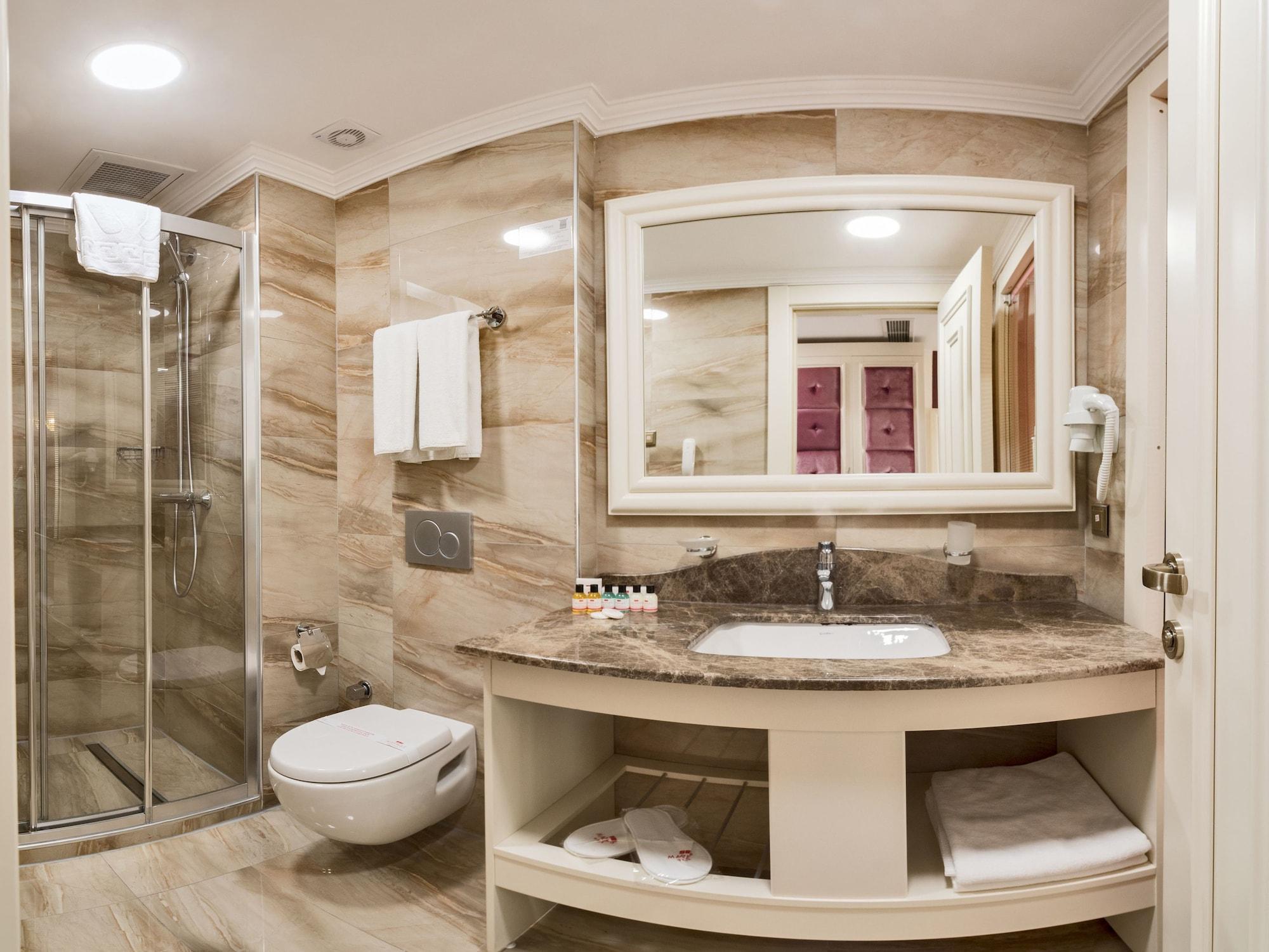 Hotel Marnas