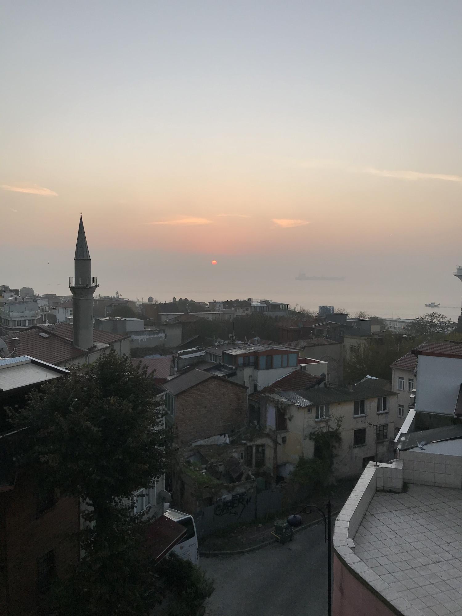 Hotel Emine Sultan 3*