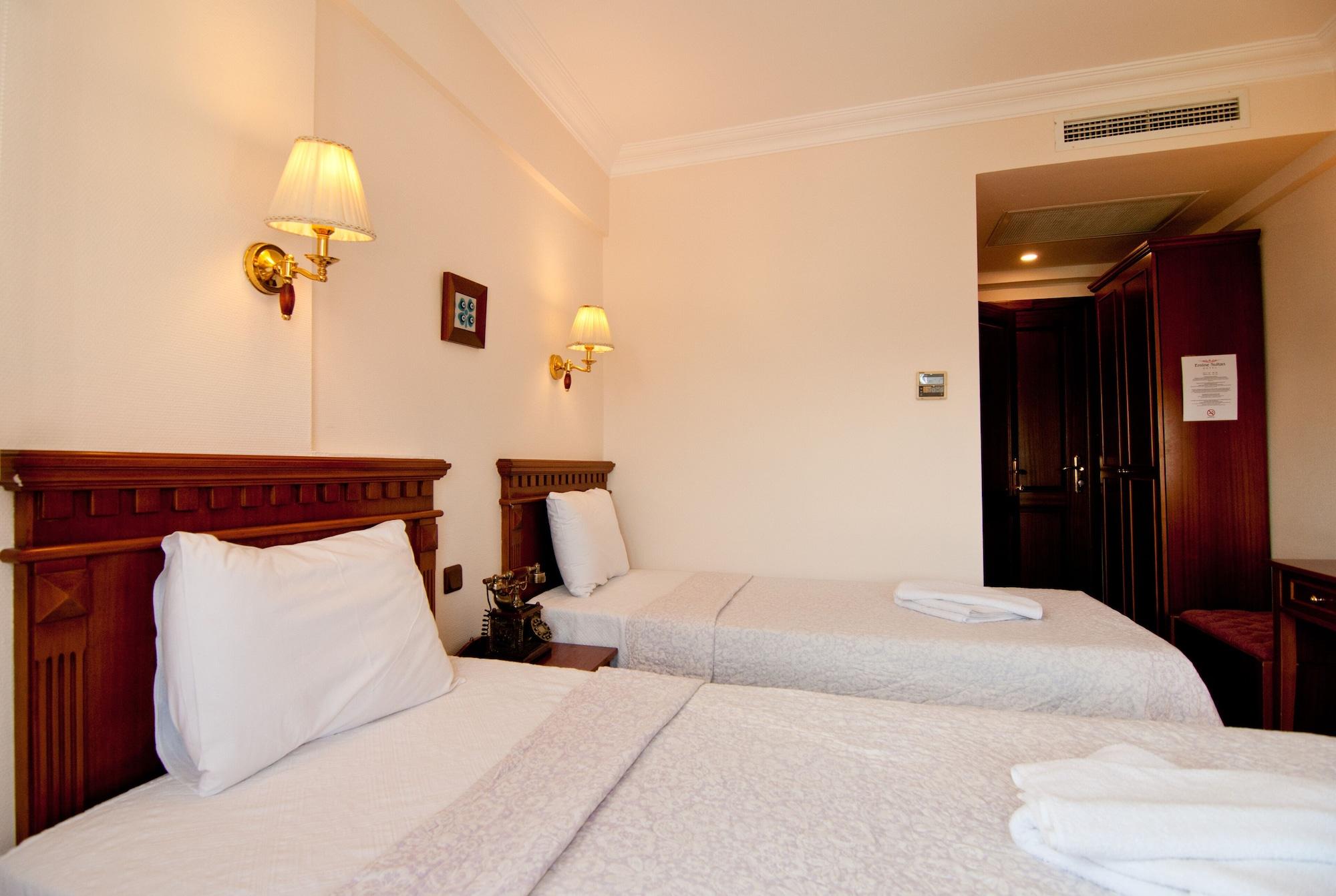Emine Sultan 3*