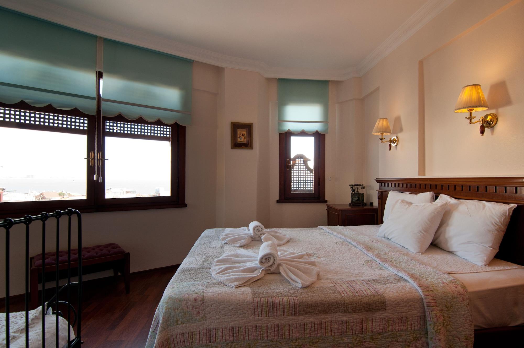 Emine Sultan 3*