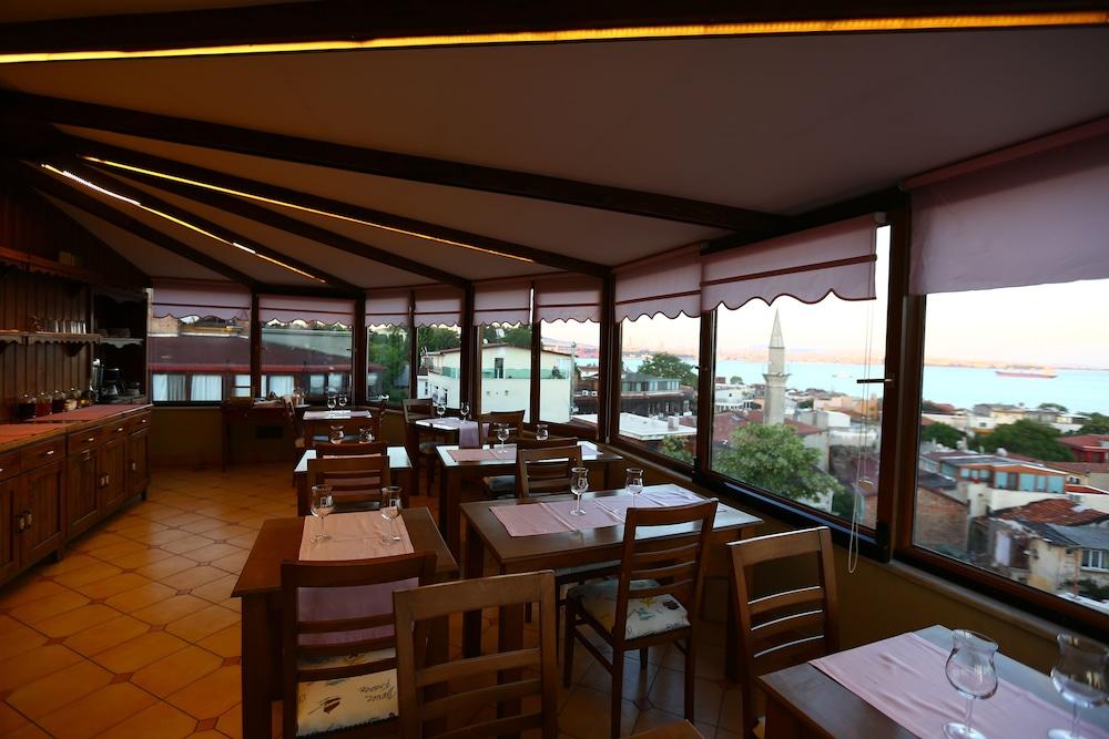 Emine Sultan Hotel 3*